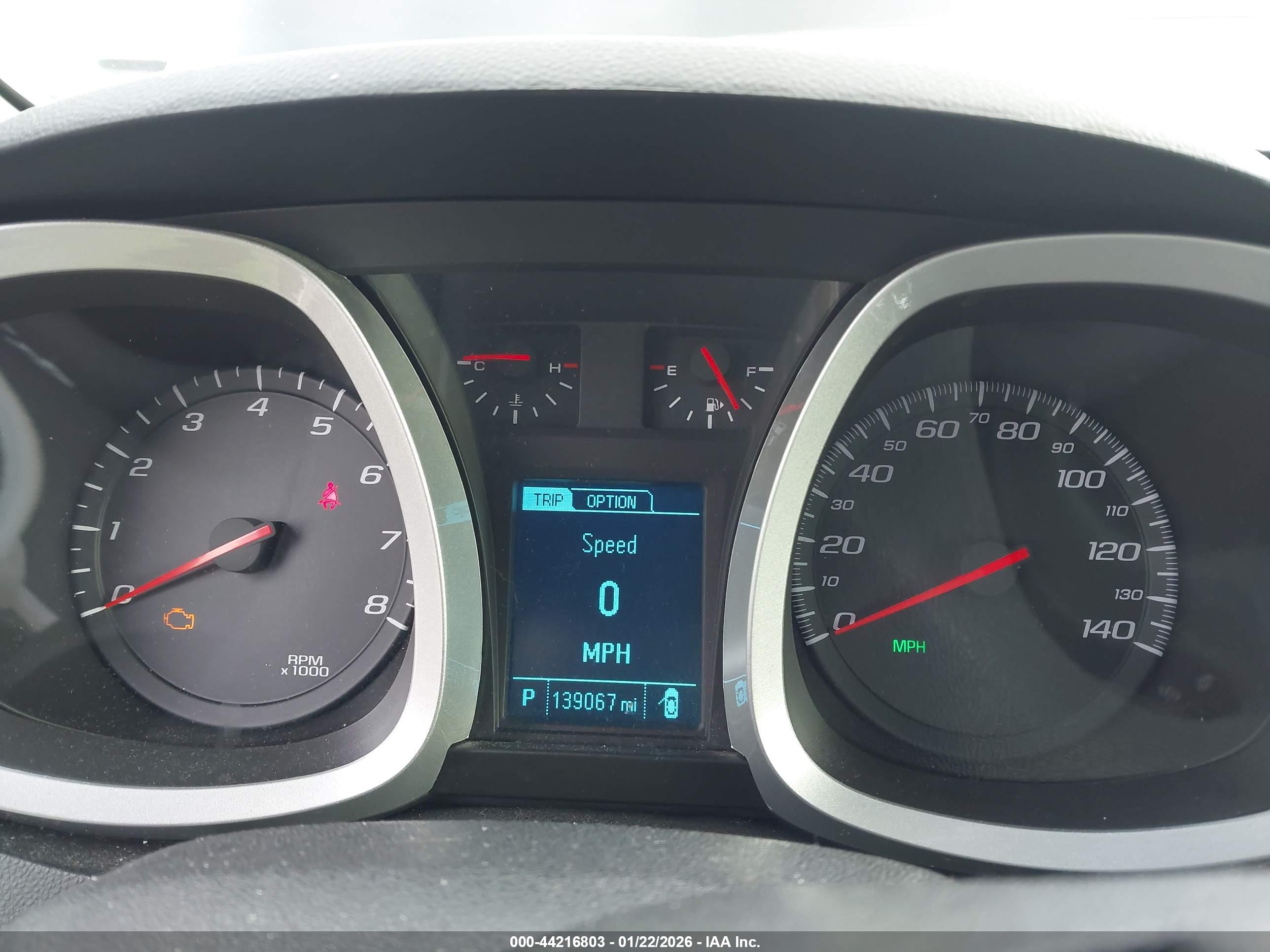 CHEVROLET EQUINOX image 7