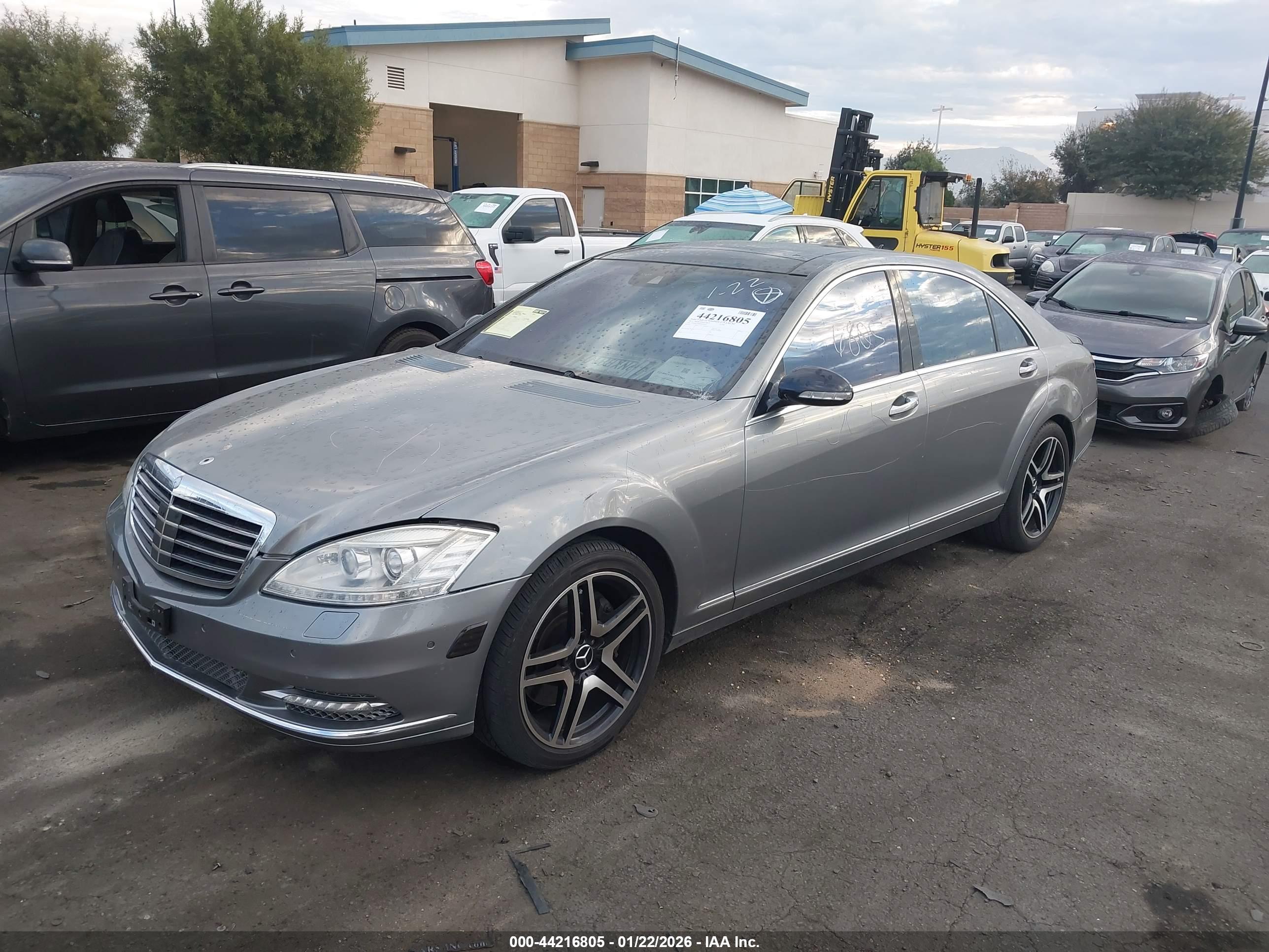 MERCEDES-BENZ S image 2