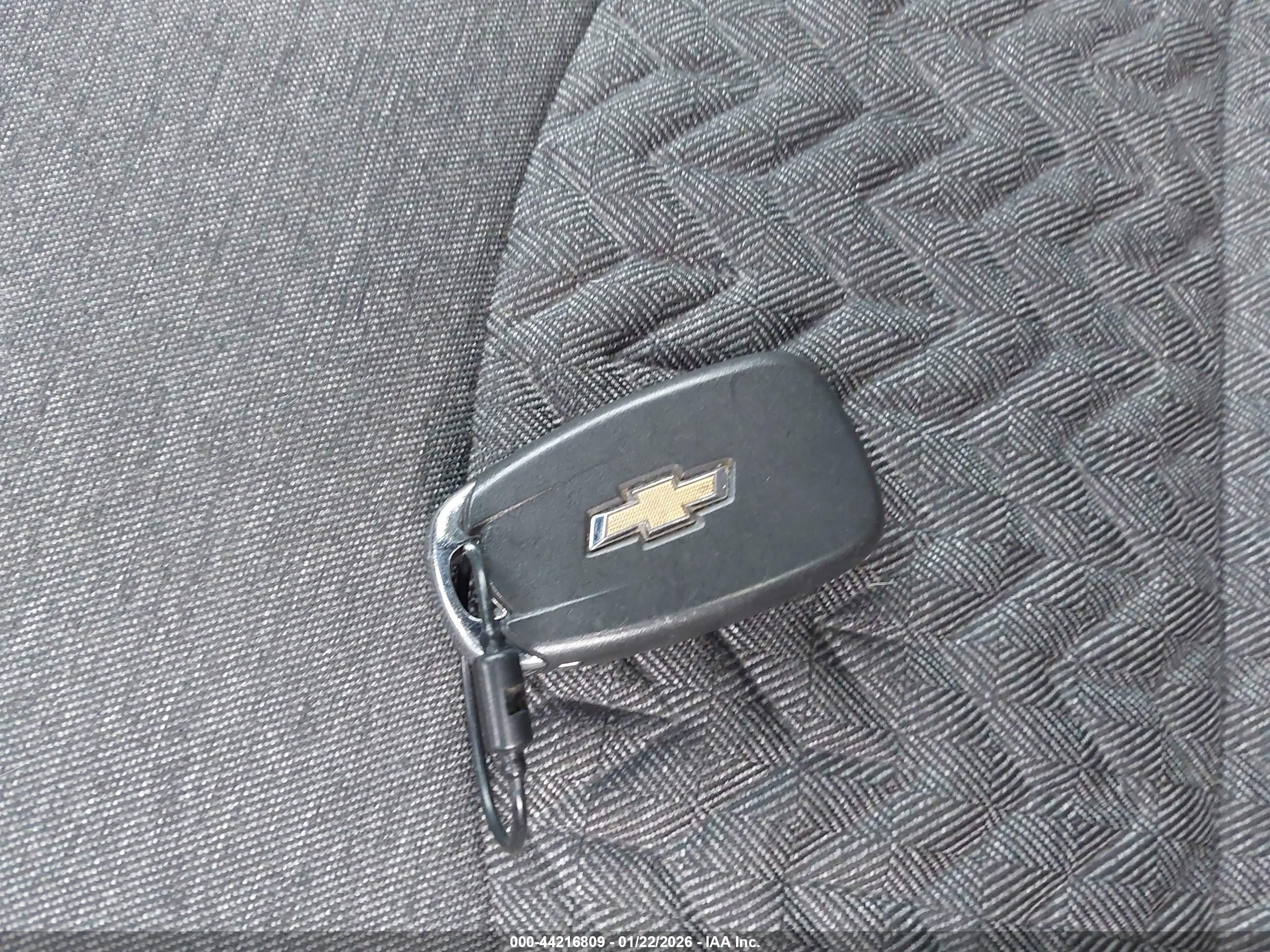 CHEVROLET EQUINOX image 11