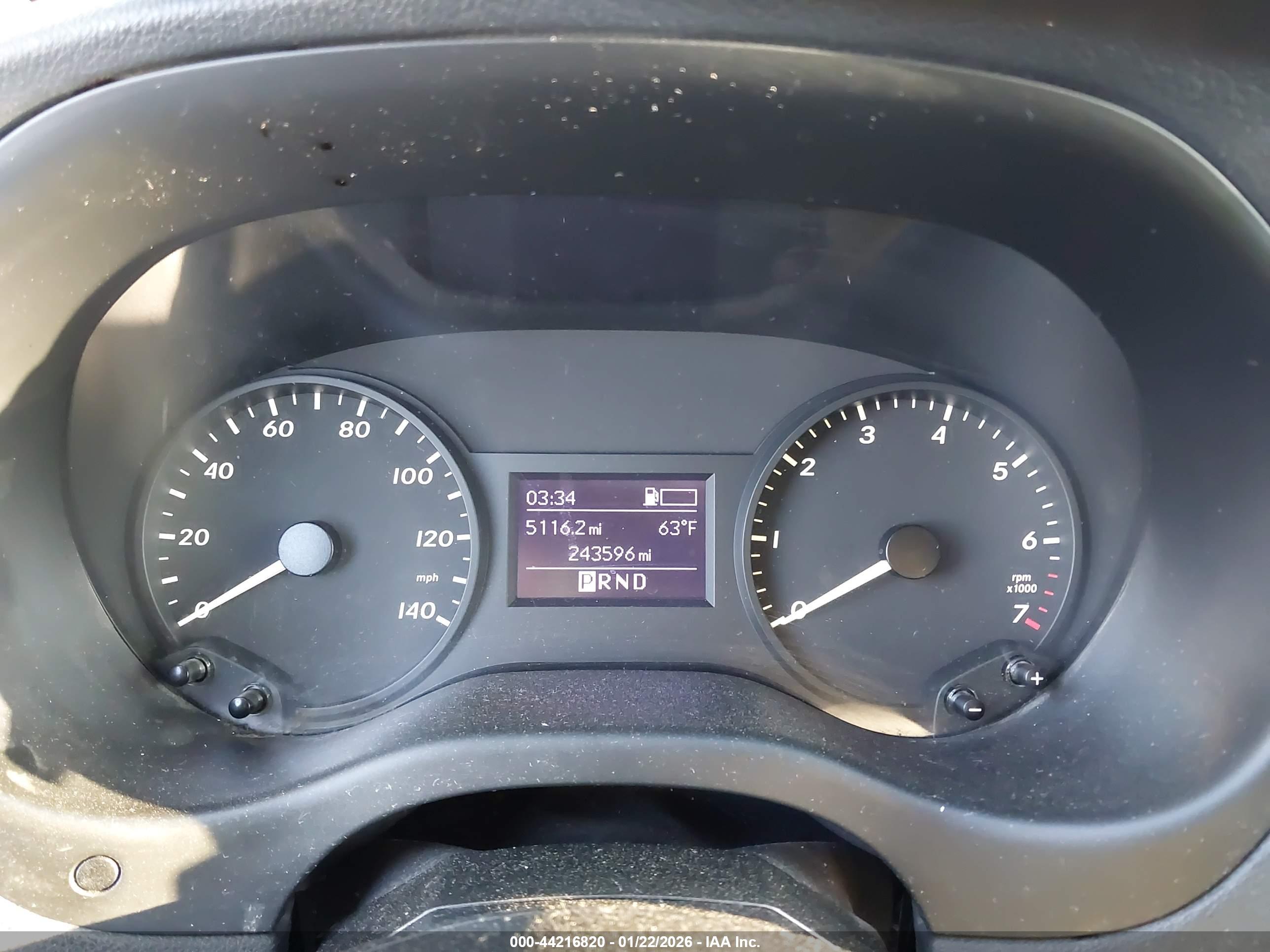 MERCEDES-BENZ METRIS image 7