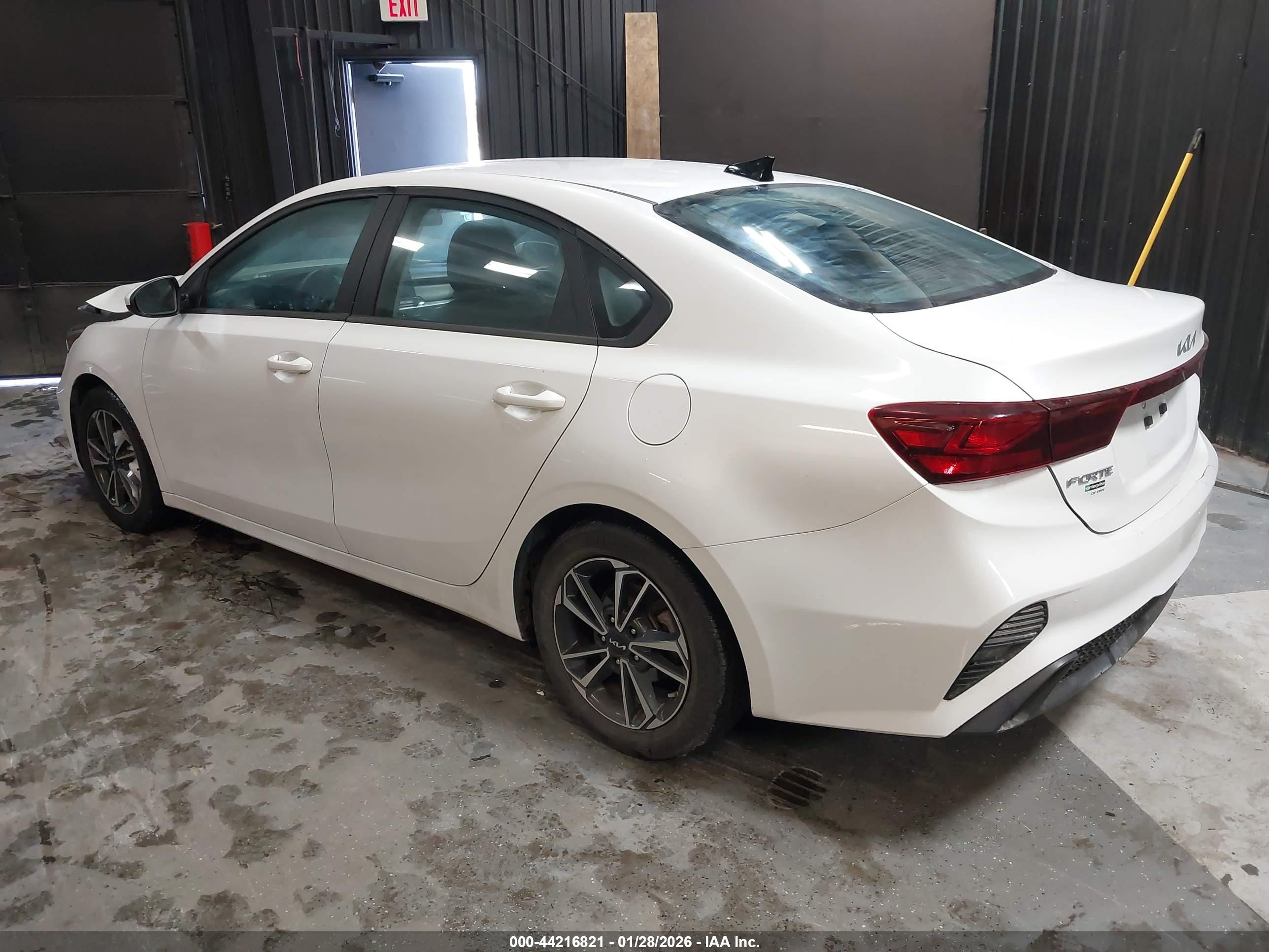 KIA FORTE image 3