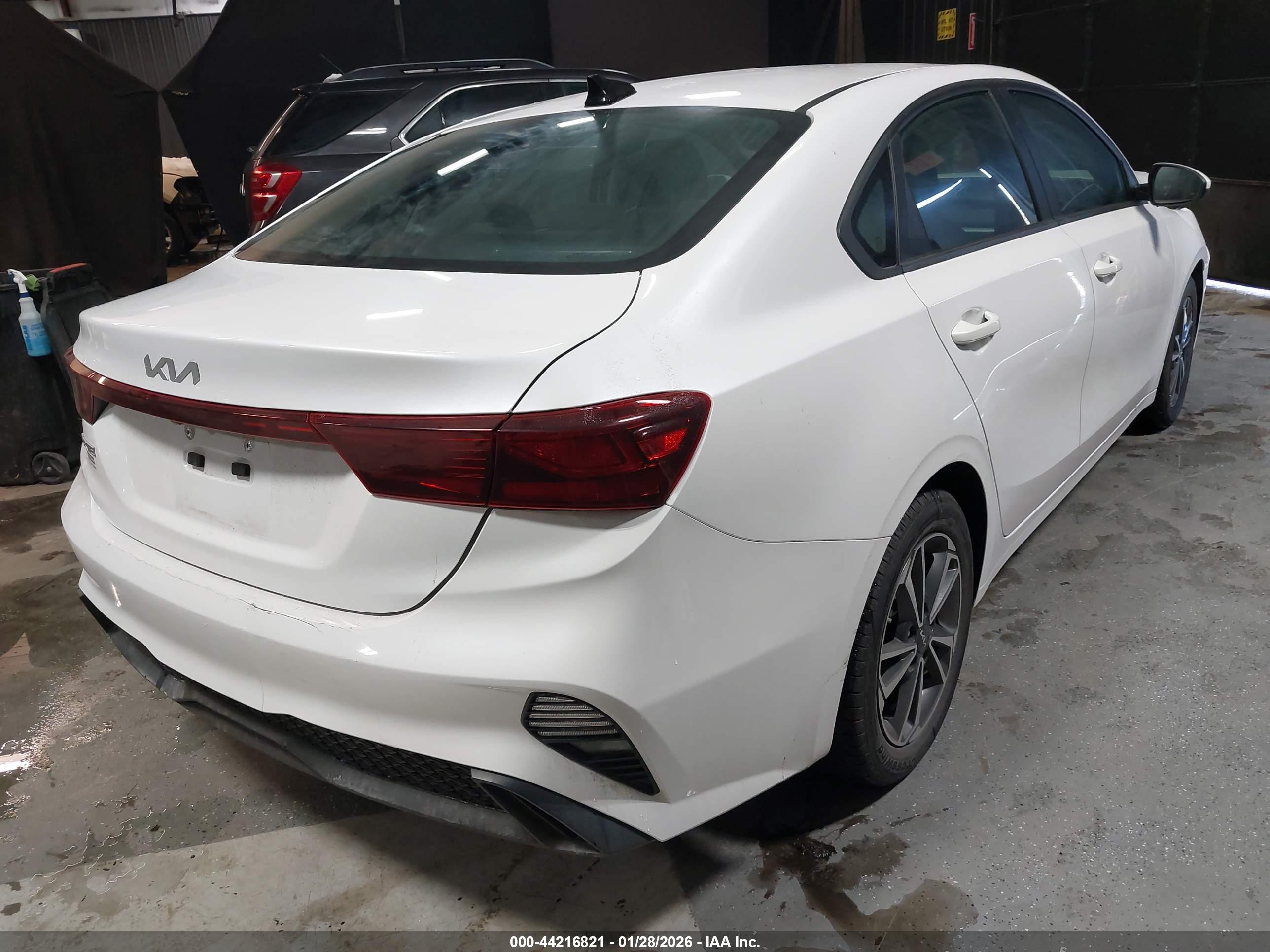 KIA FORTE image 4