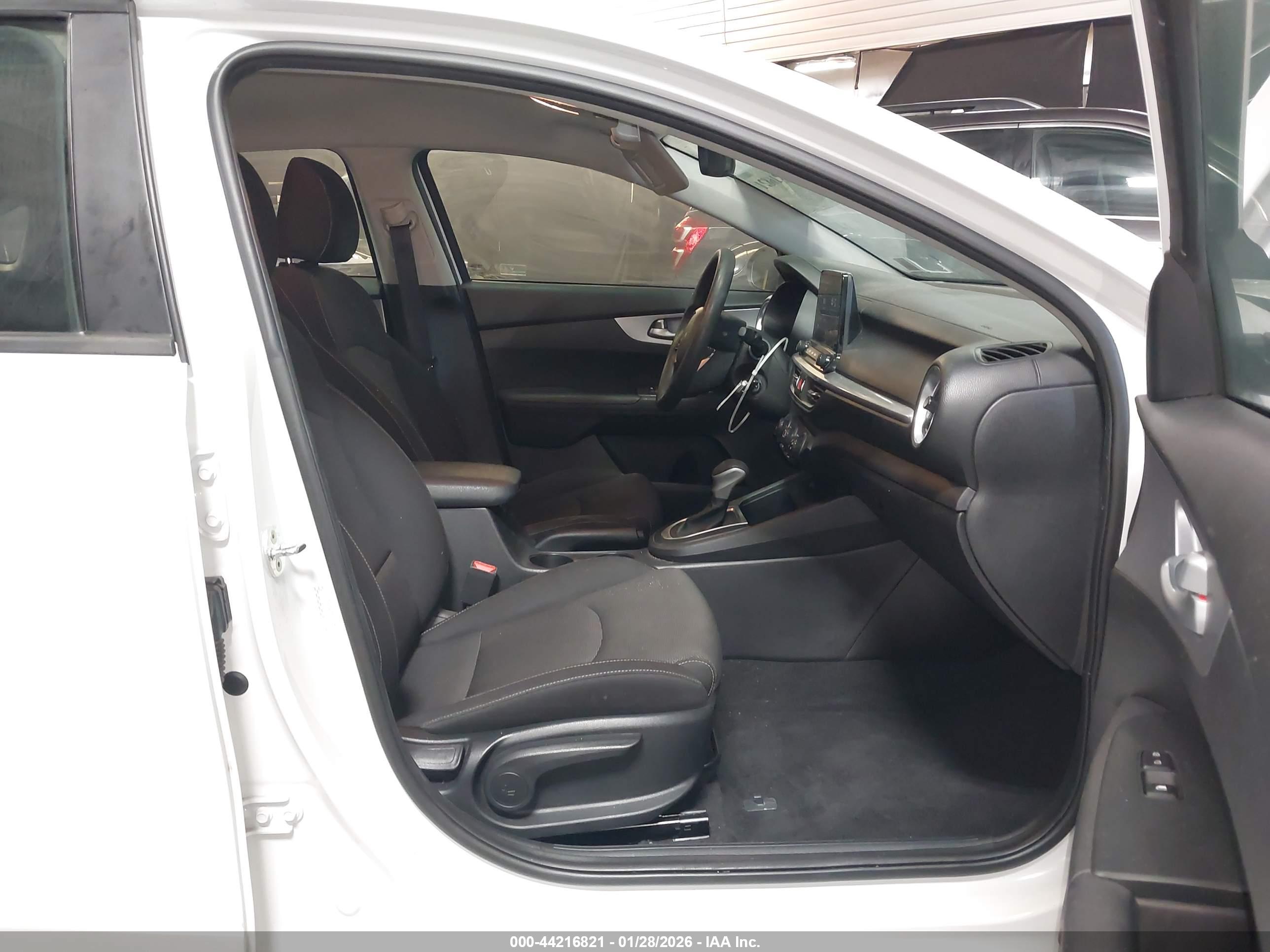KIA FORTE image 5