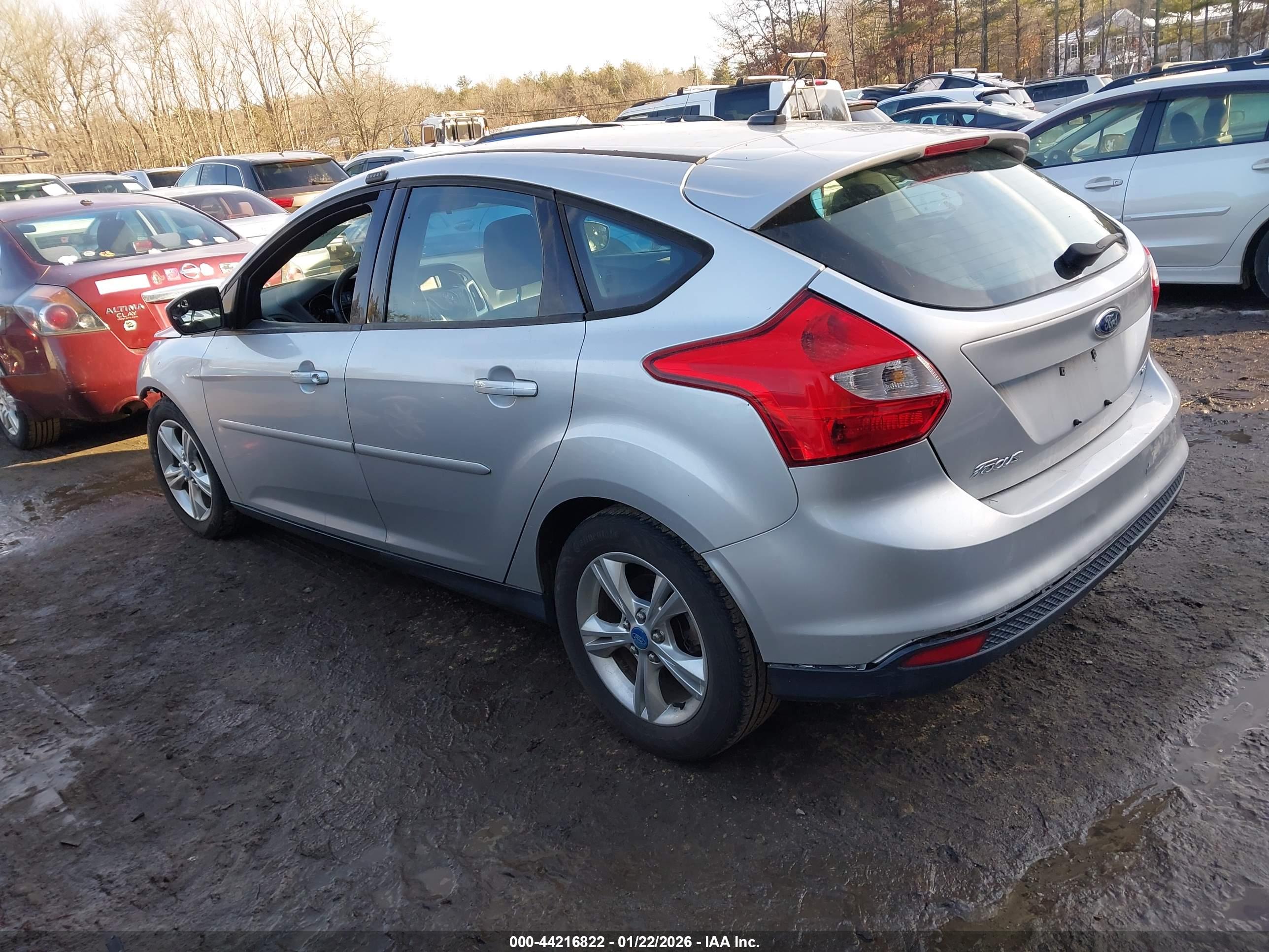 FORD FOCUS image 3