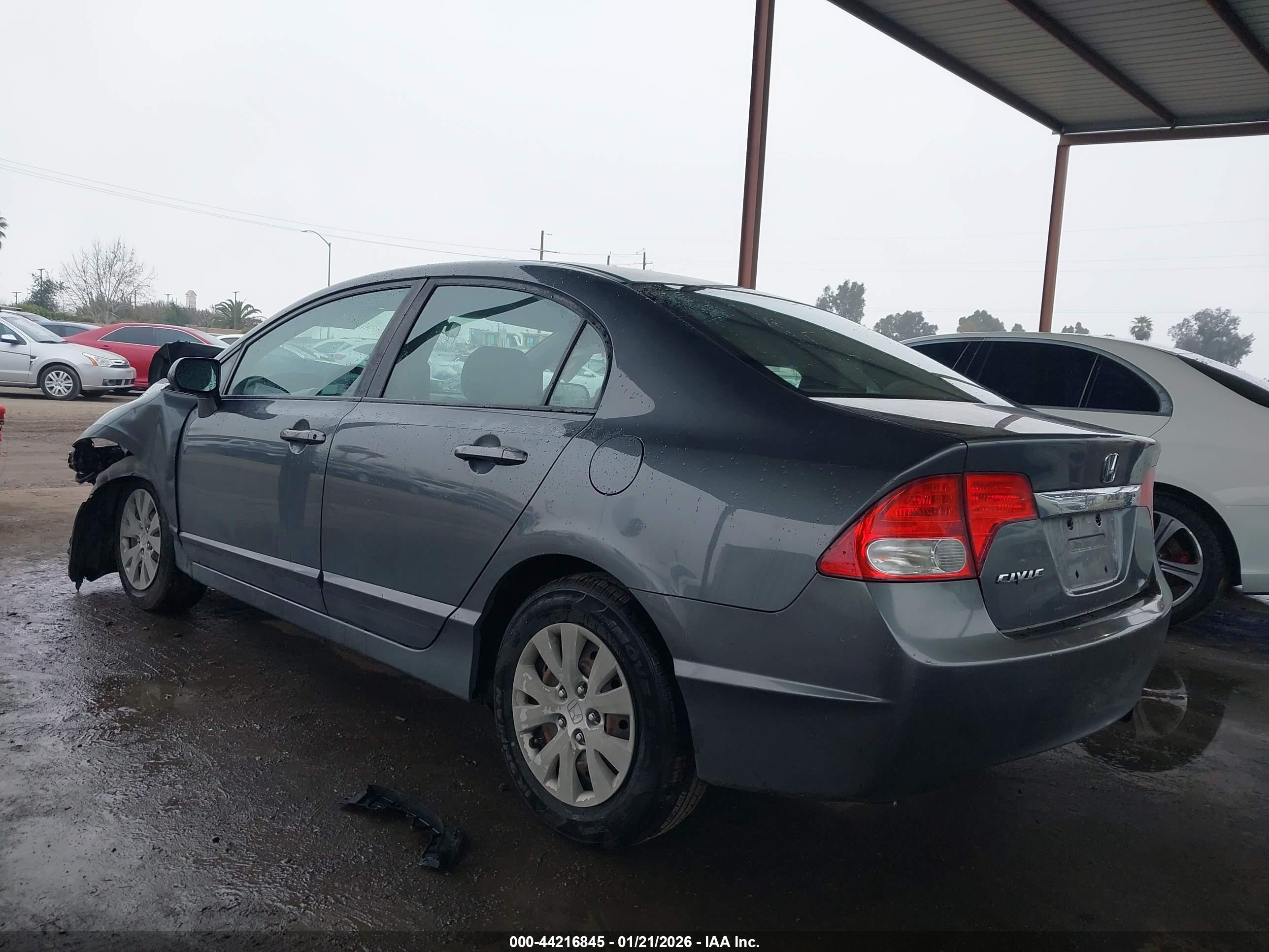 HONDA CIVIC image 3