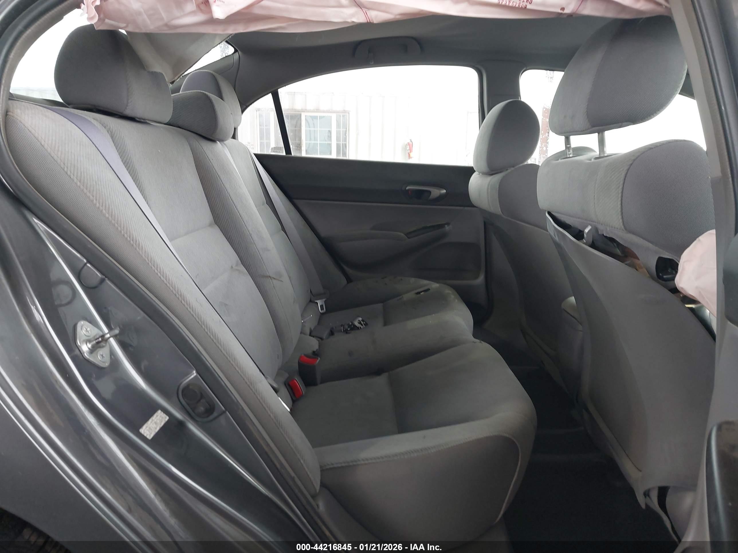 HONDA CIVIC image 8