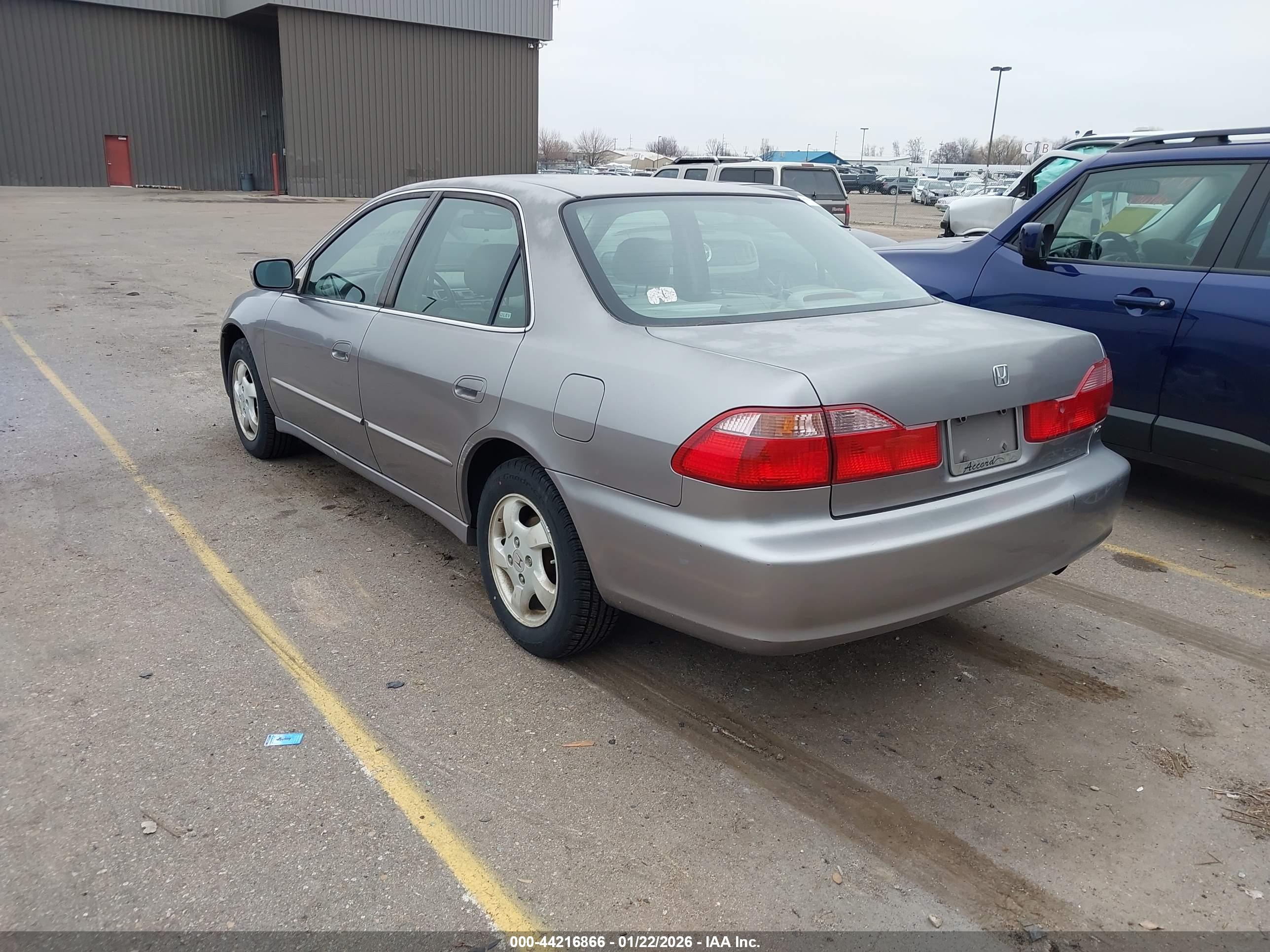 HONDA ACCORD image 3