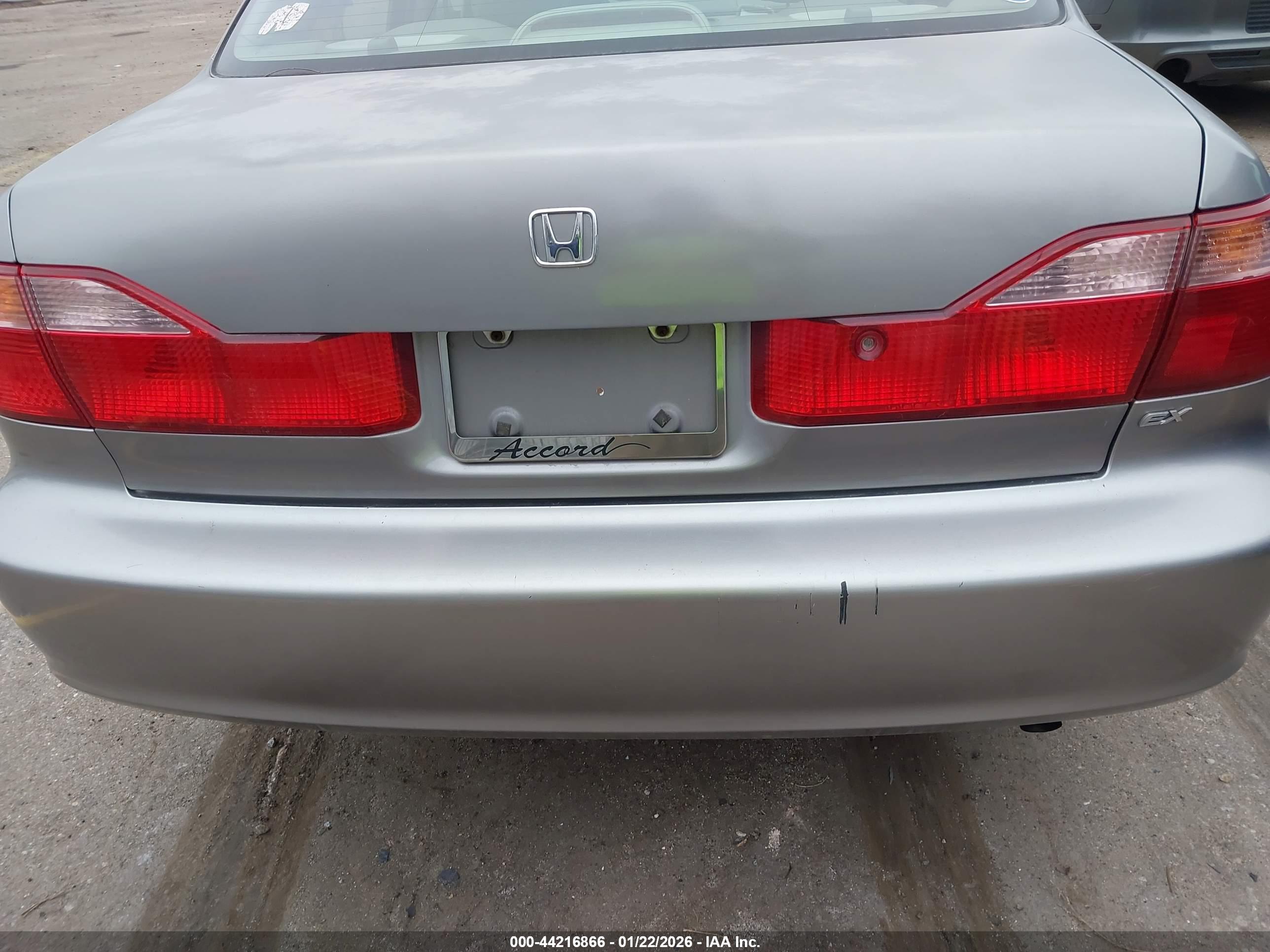 HONDA ACCORD image 6