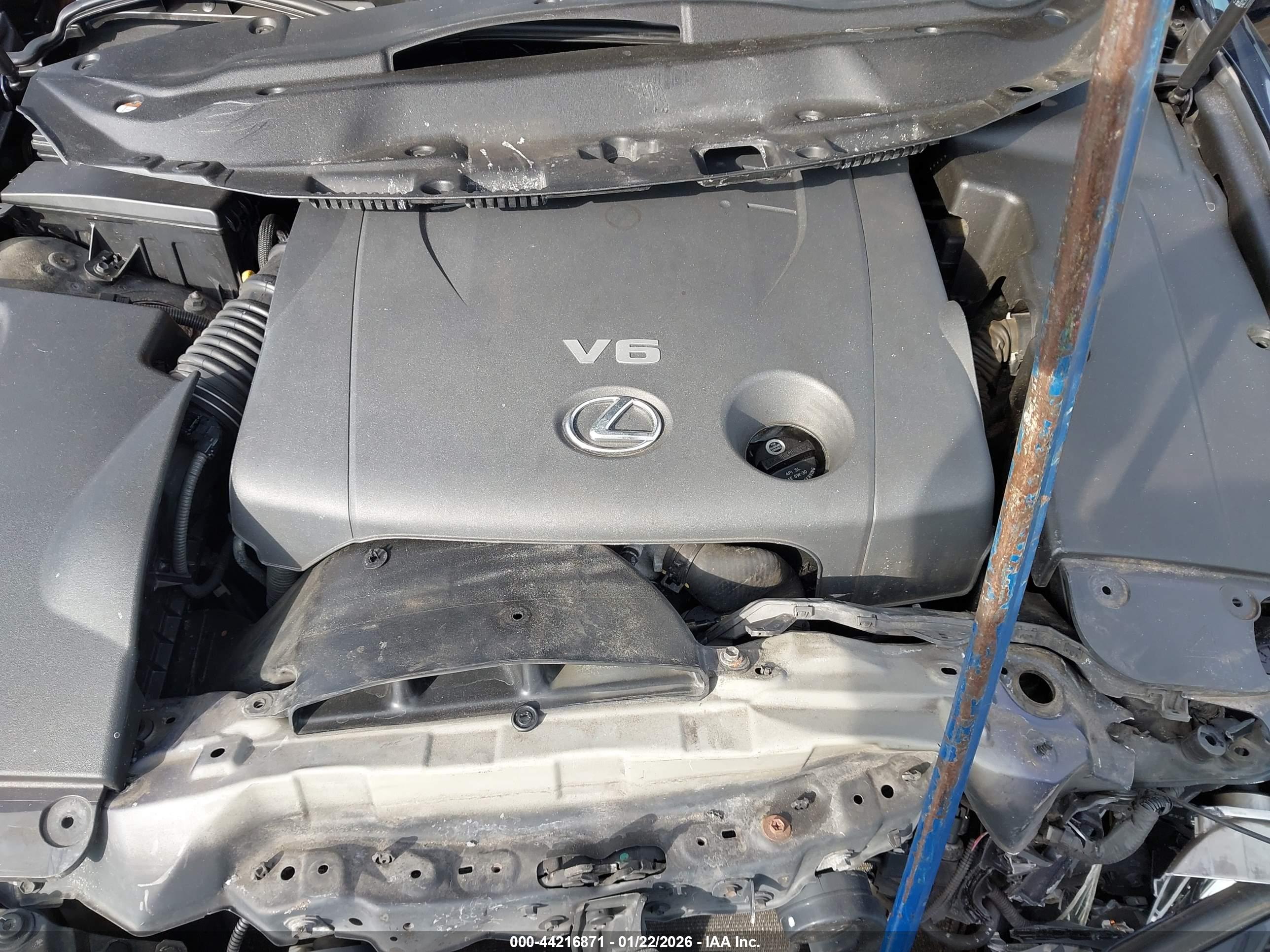 LEXUS IS image 10