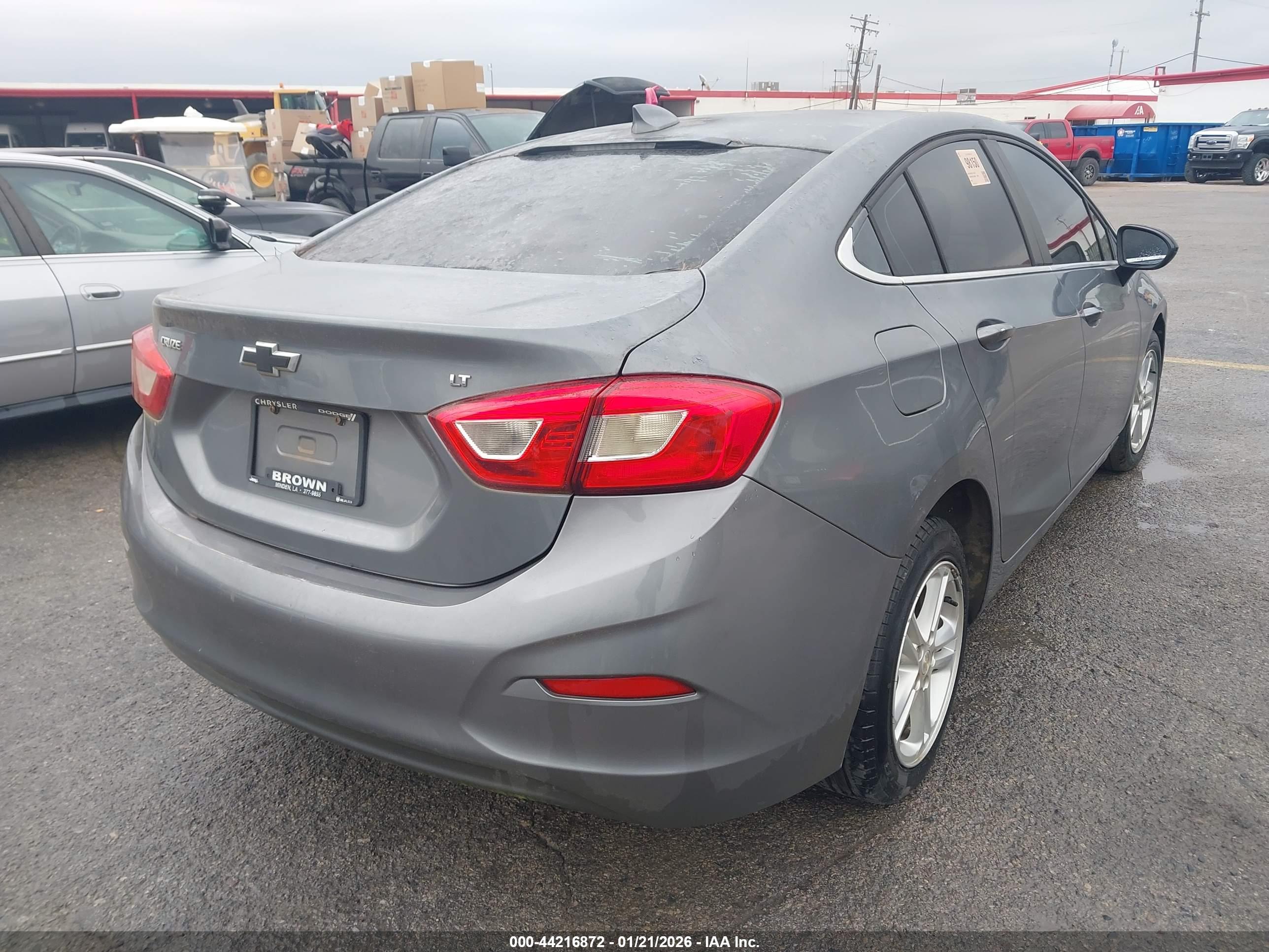 CHEVROLET CRUZE image 4