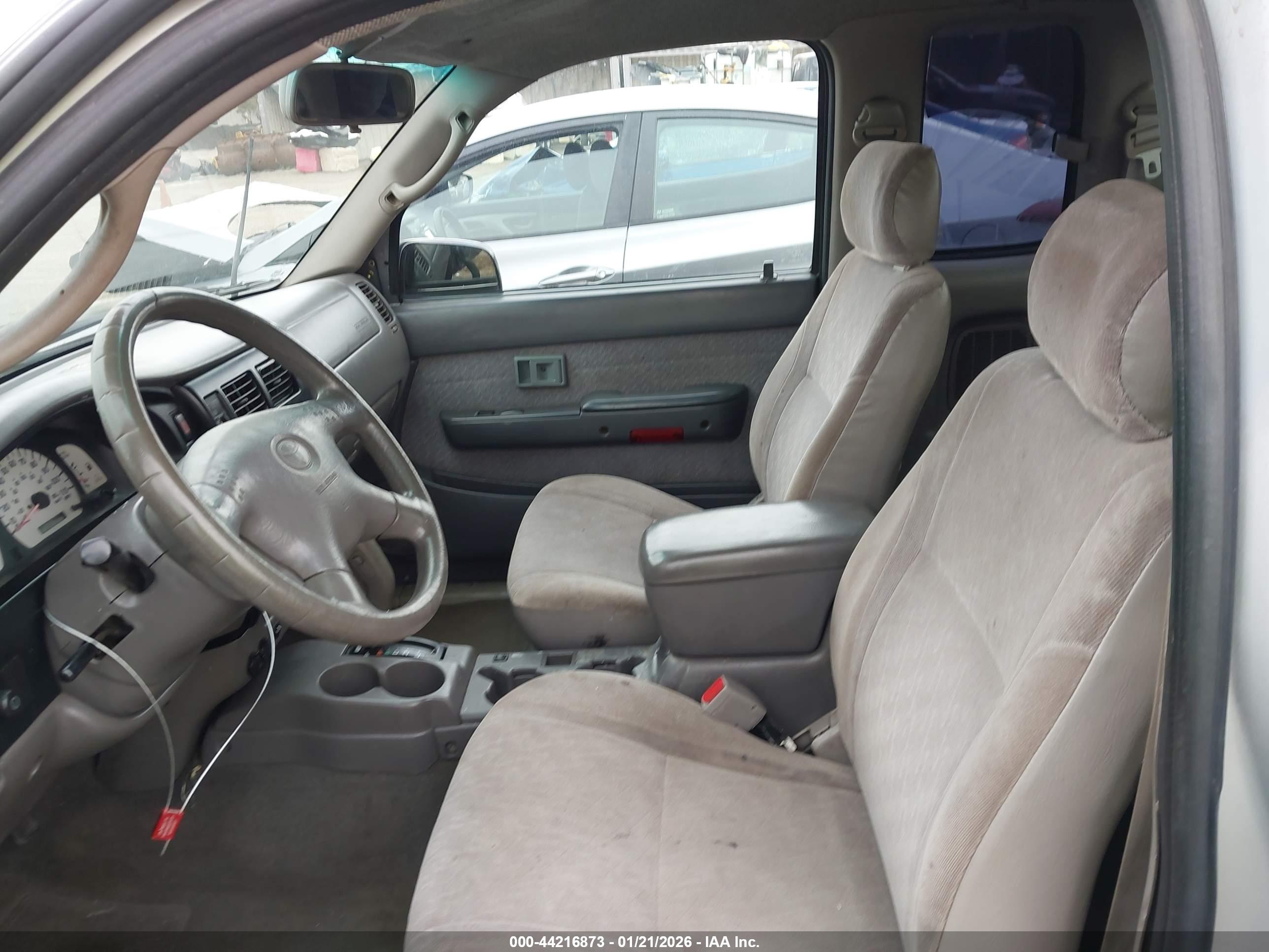 TOYOTA TACOMA image 5