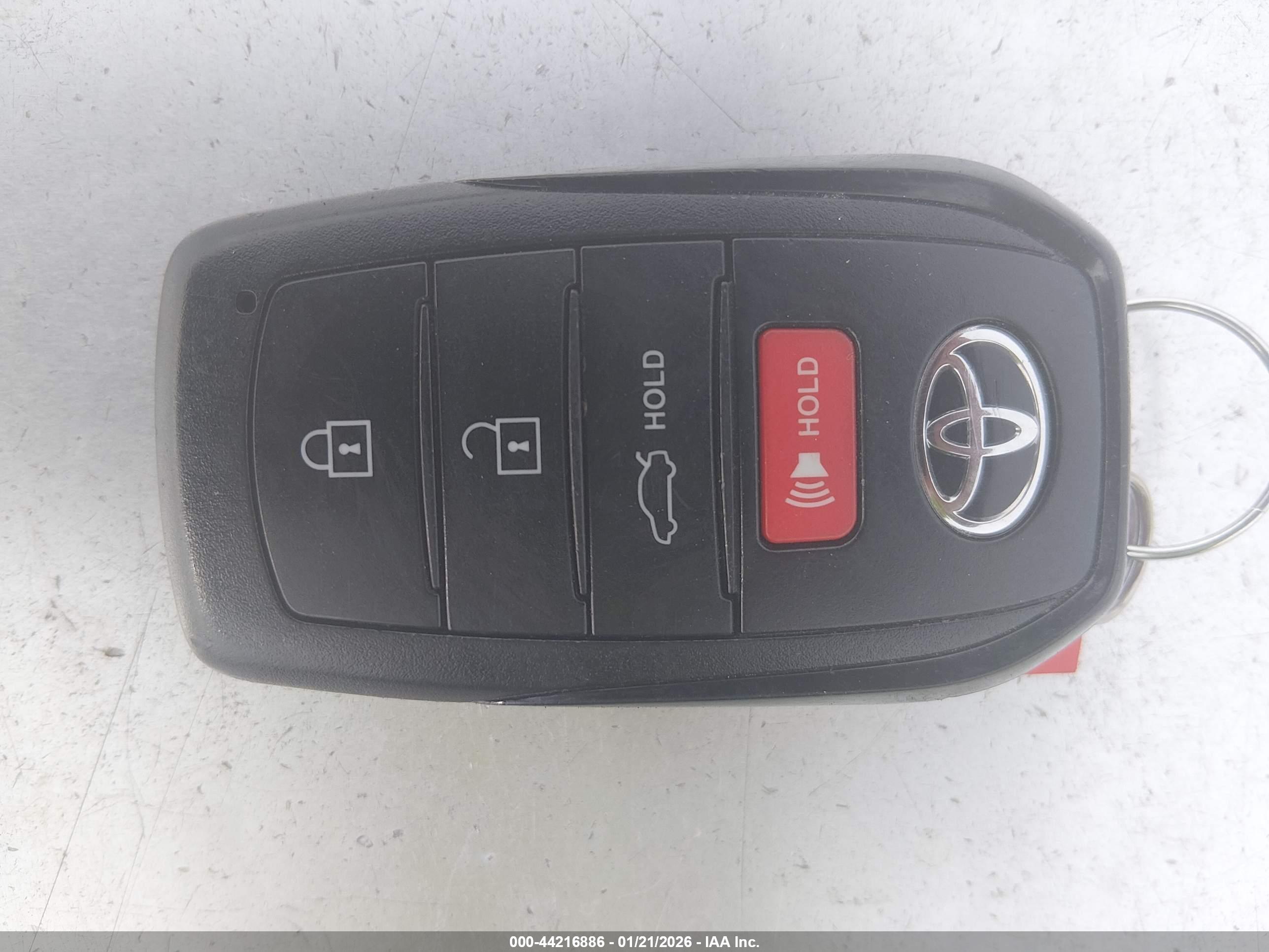 TOYOTA CAMRY image 11