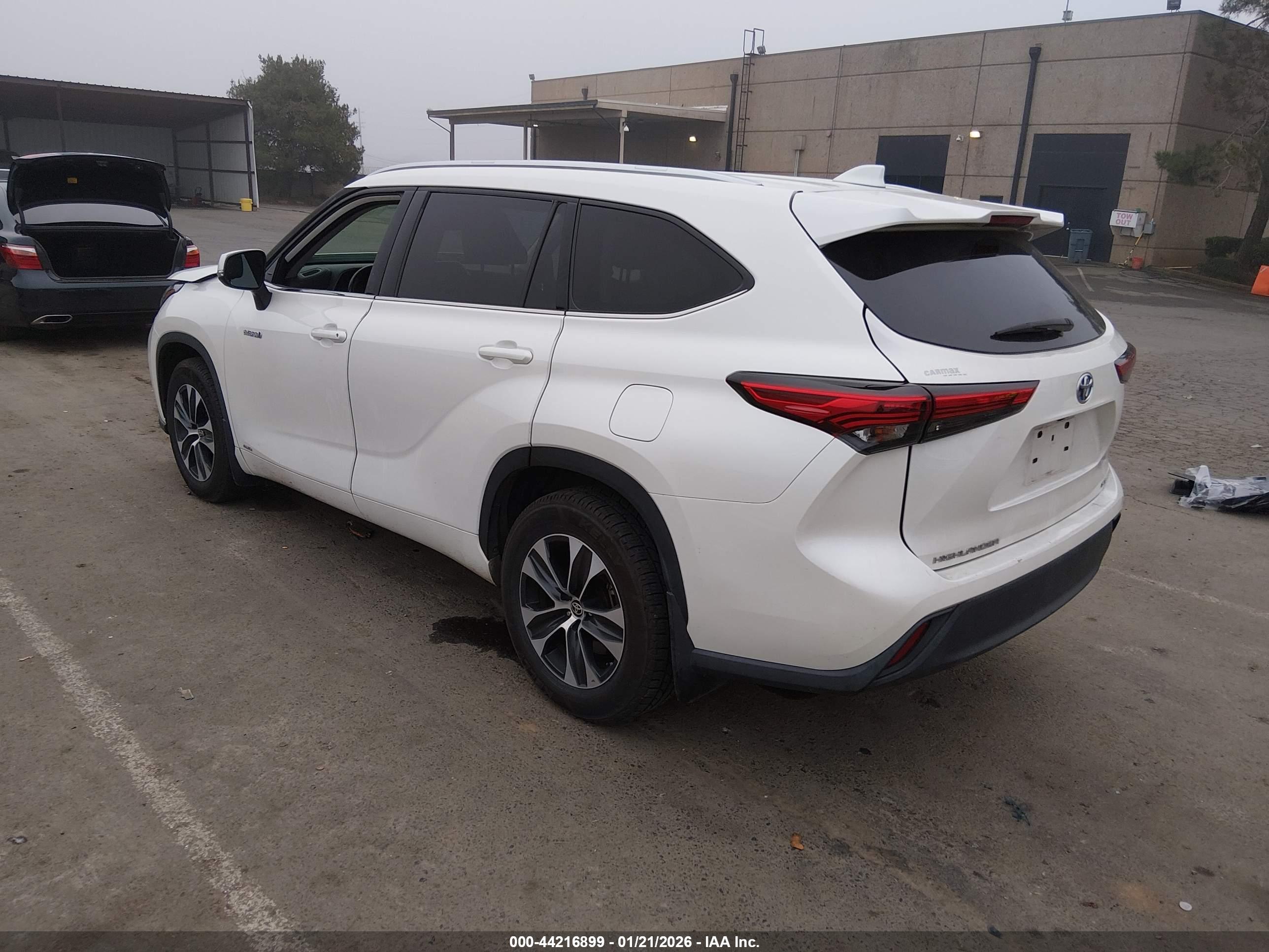TOYOTA HIGHLANDER image 3