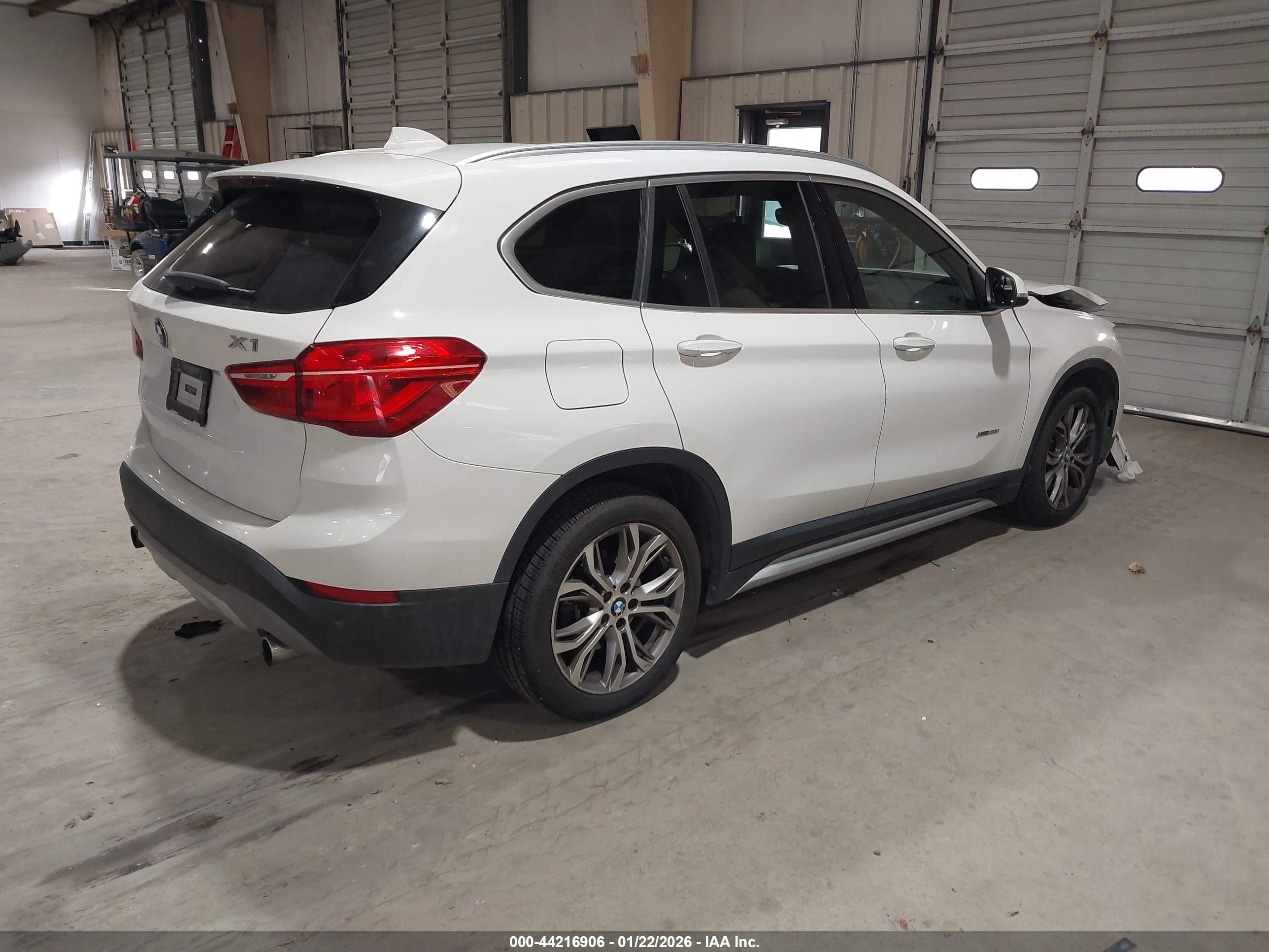 BMW X1 image 4