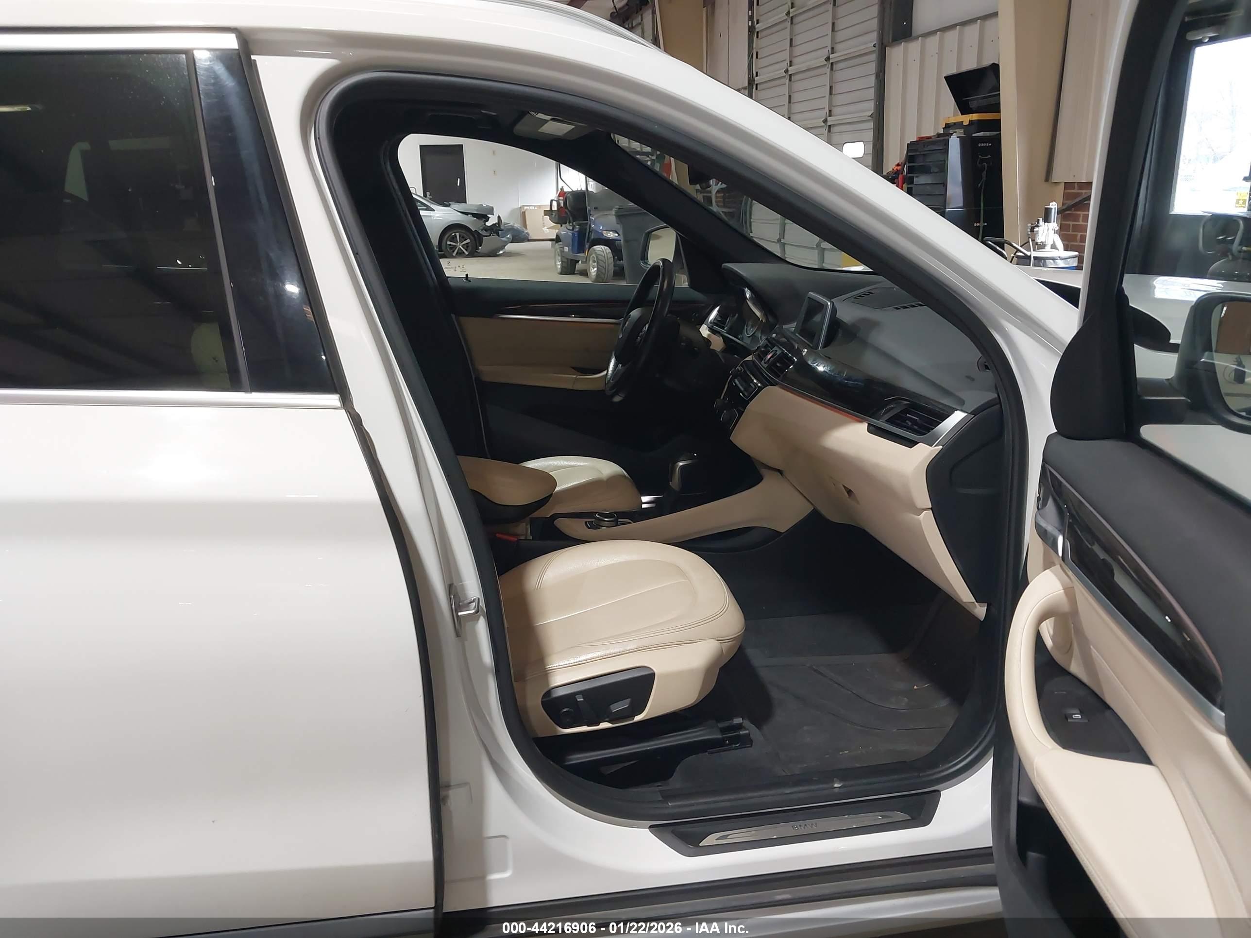 BMW X1 image 5