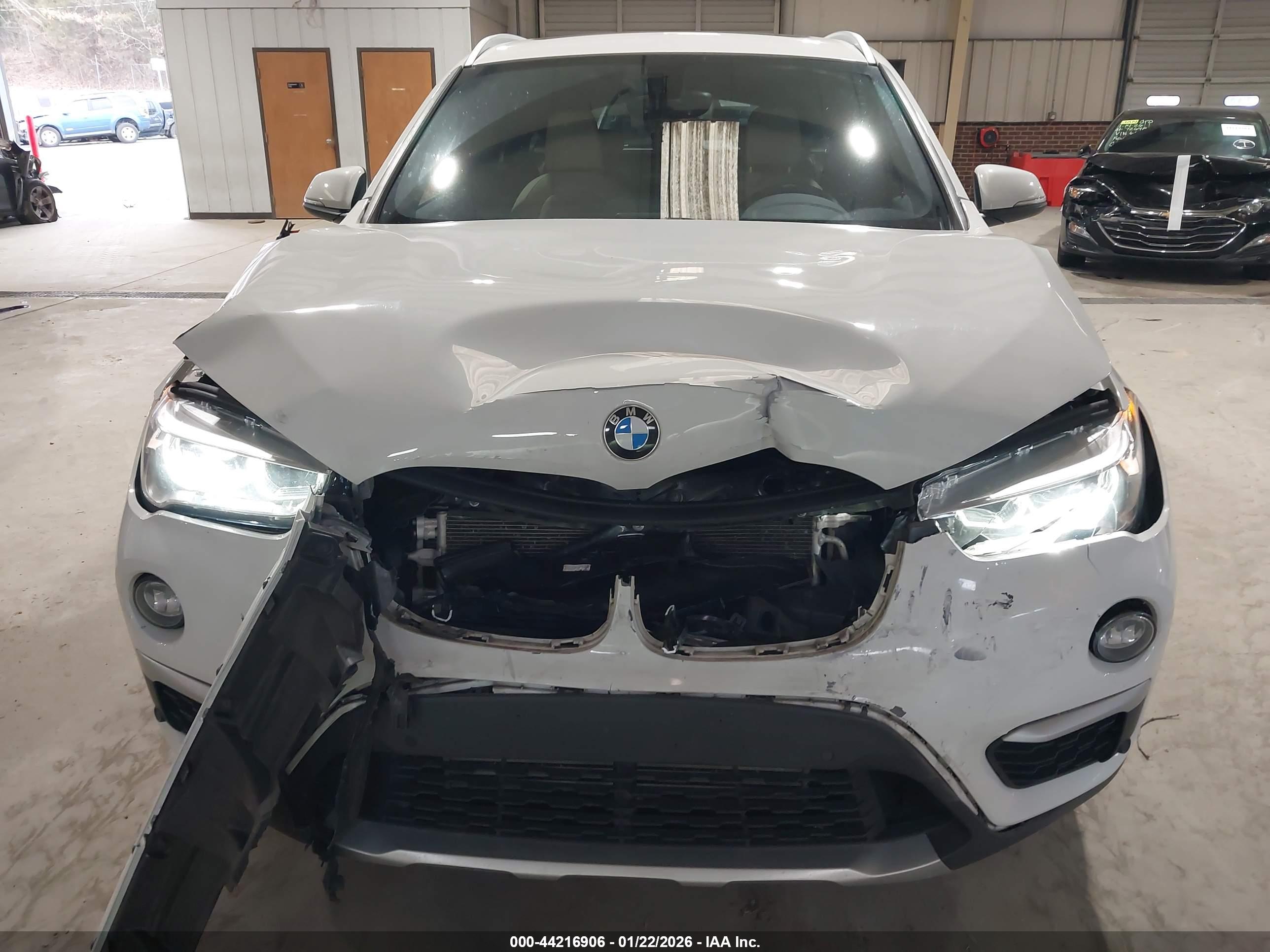 BMW X1 image 6