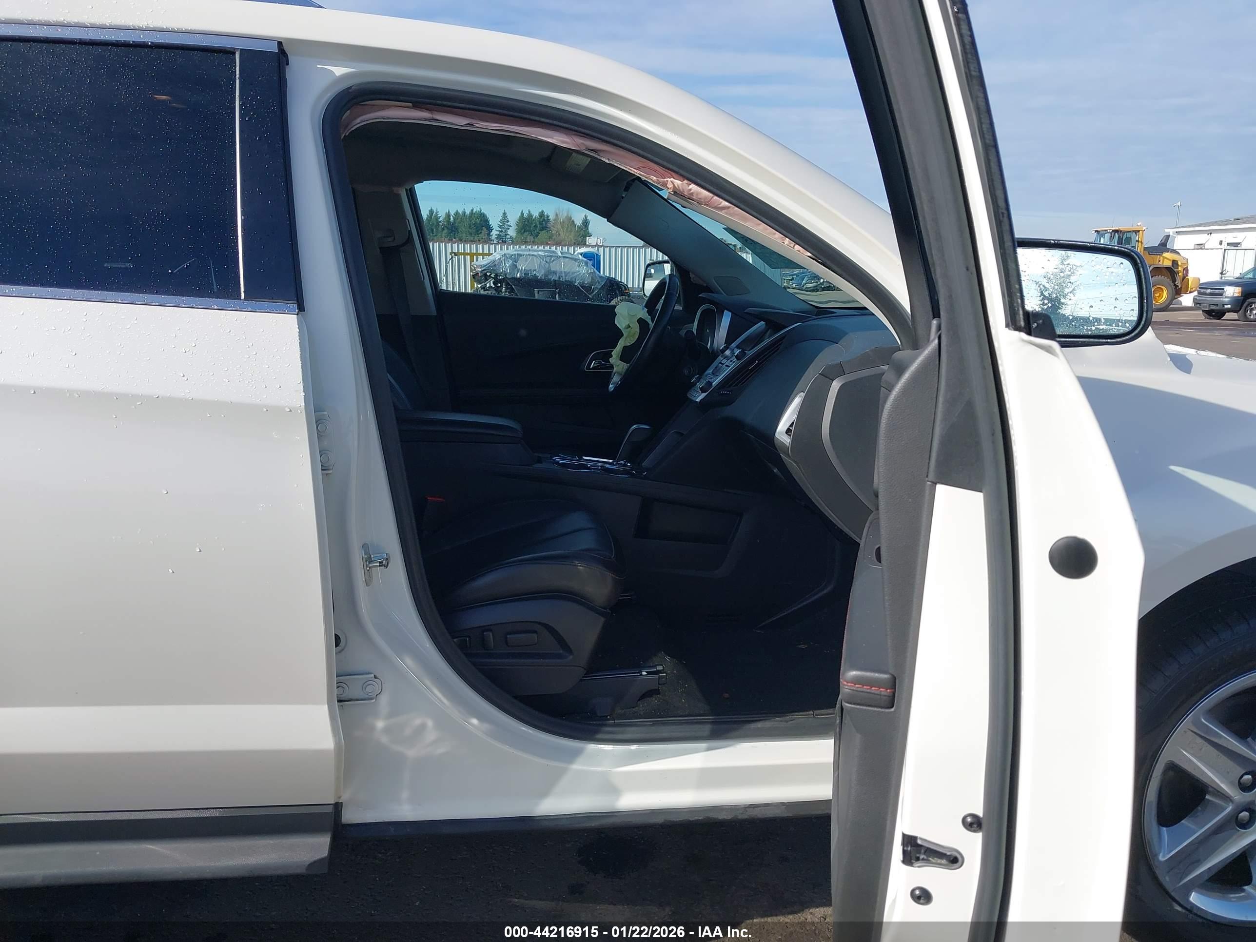 CHEVROLET EQUINOX image 5