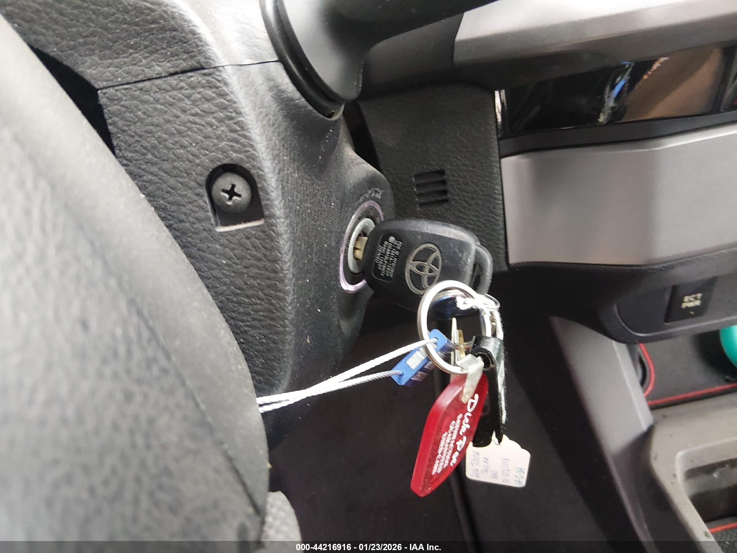 TOYOTA TACOMA image 11