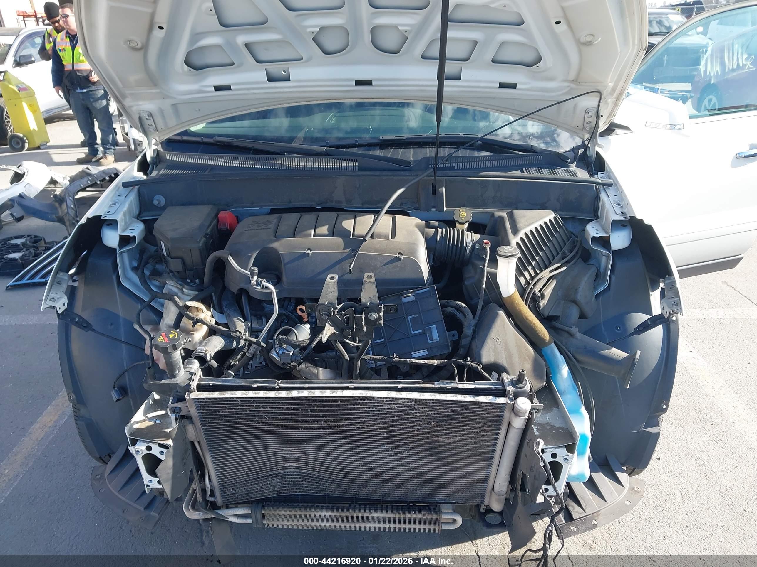 CHEVROLET TRAVERSE image 10
