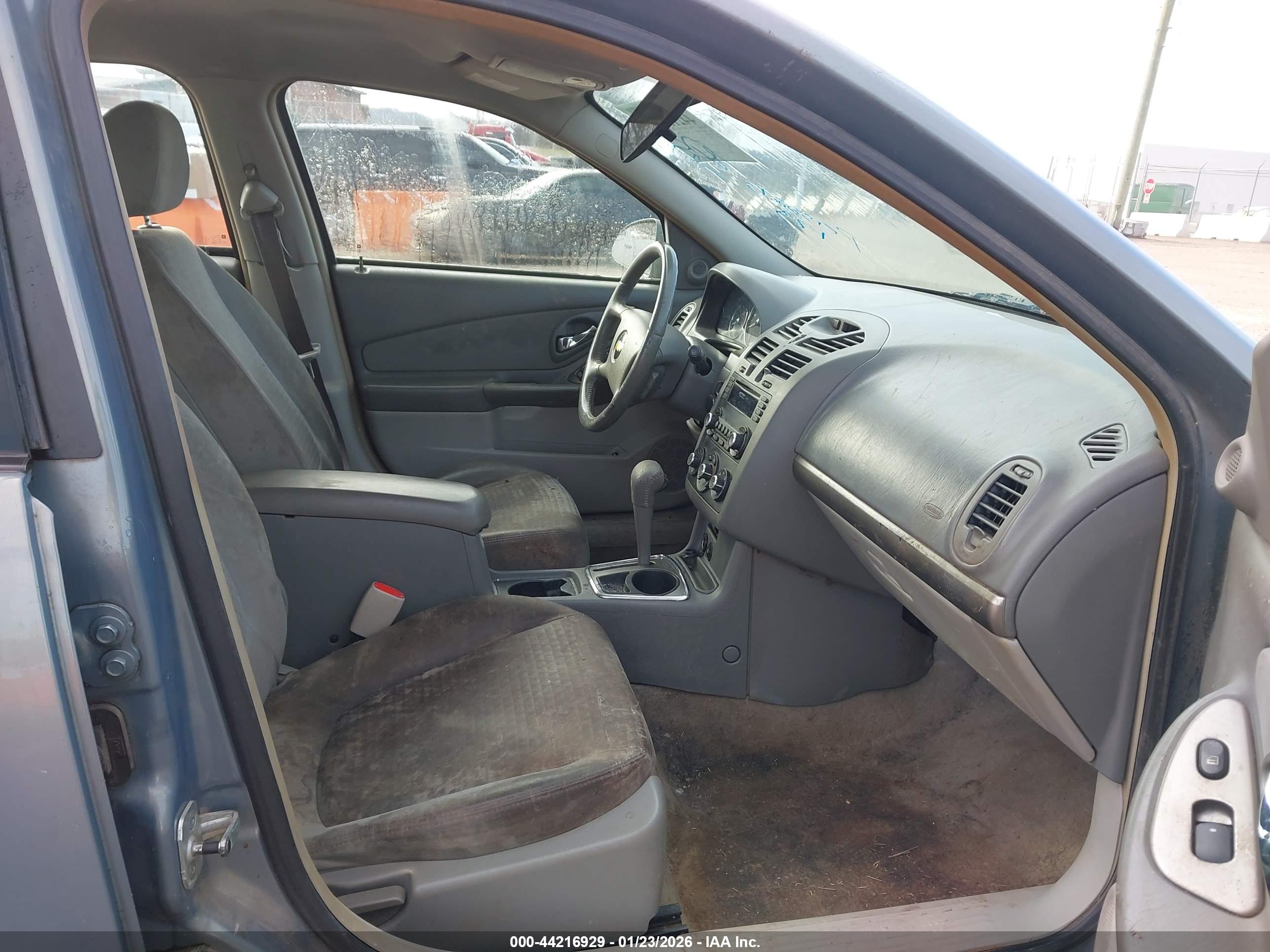 CHEVROLET MALIBU image 5