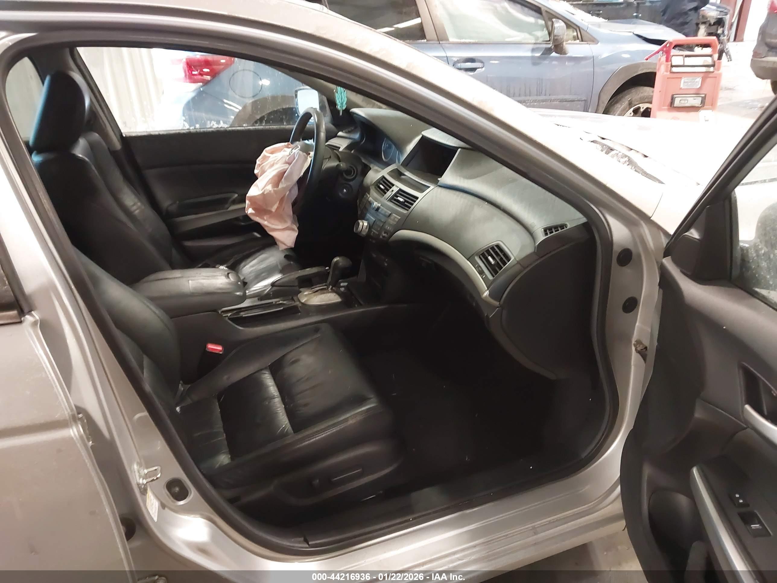HONDA ACCORD image 5