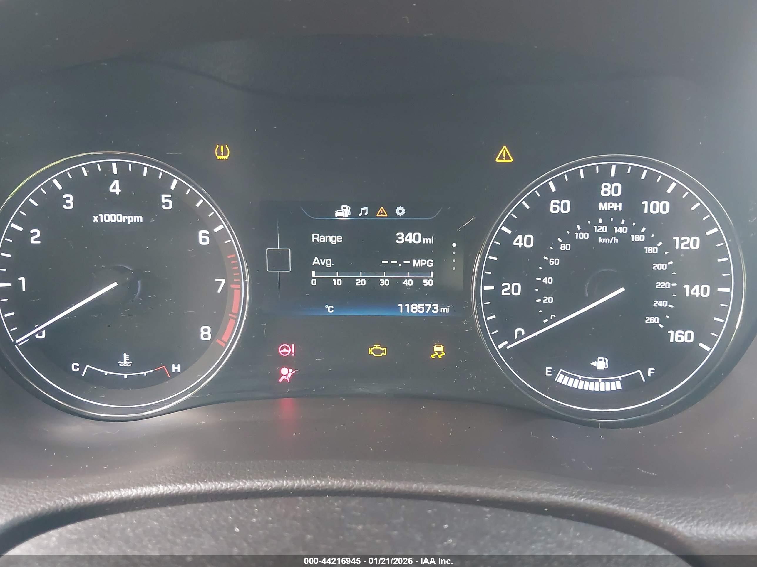 HYUNDAI GENESIS image 7