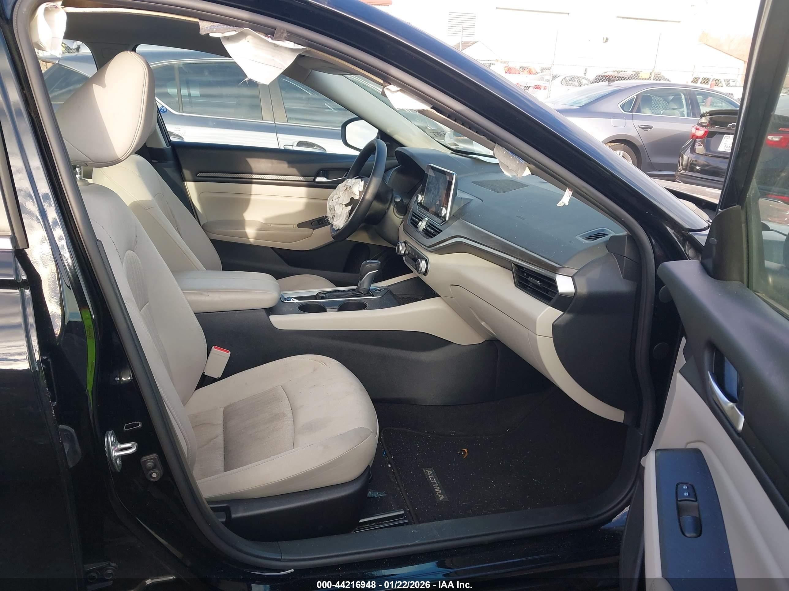 NISSAN ALTIMA image 5