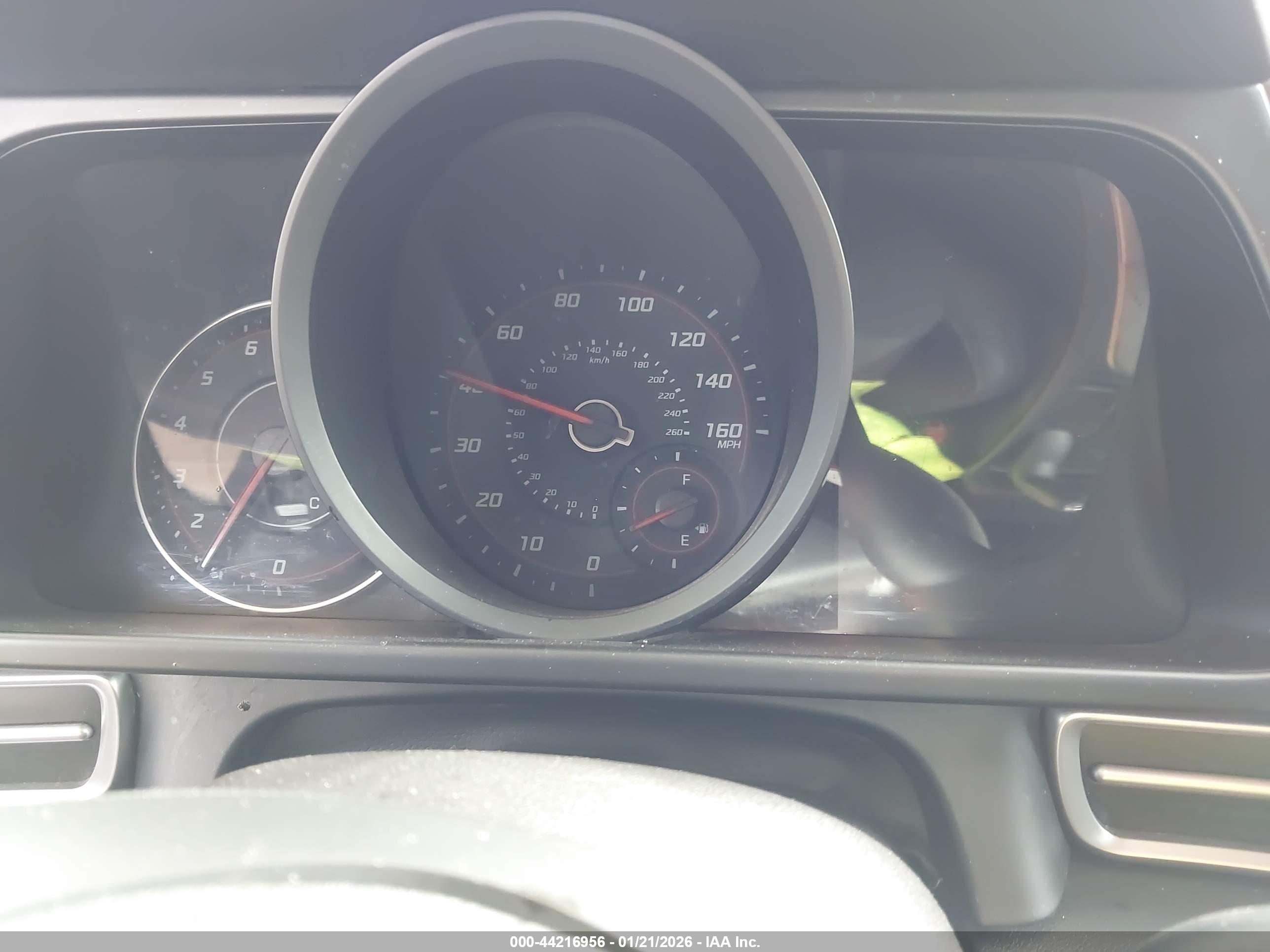 HYUNDAI ELANTRA image 7