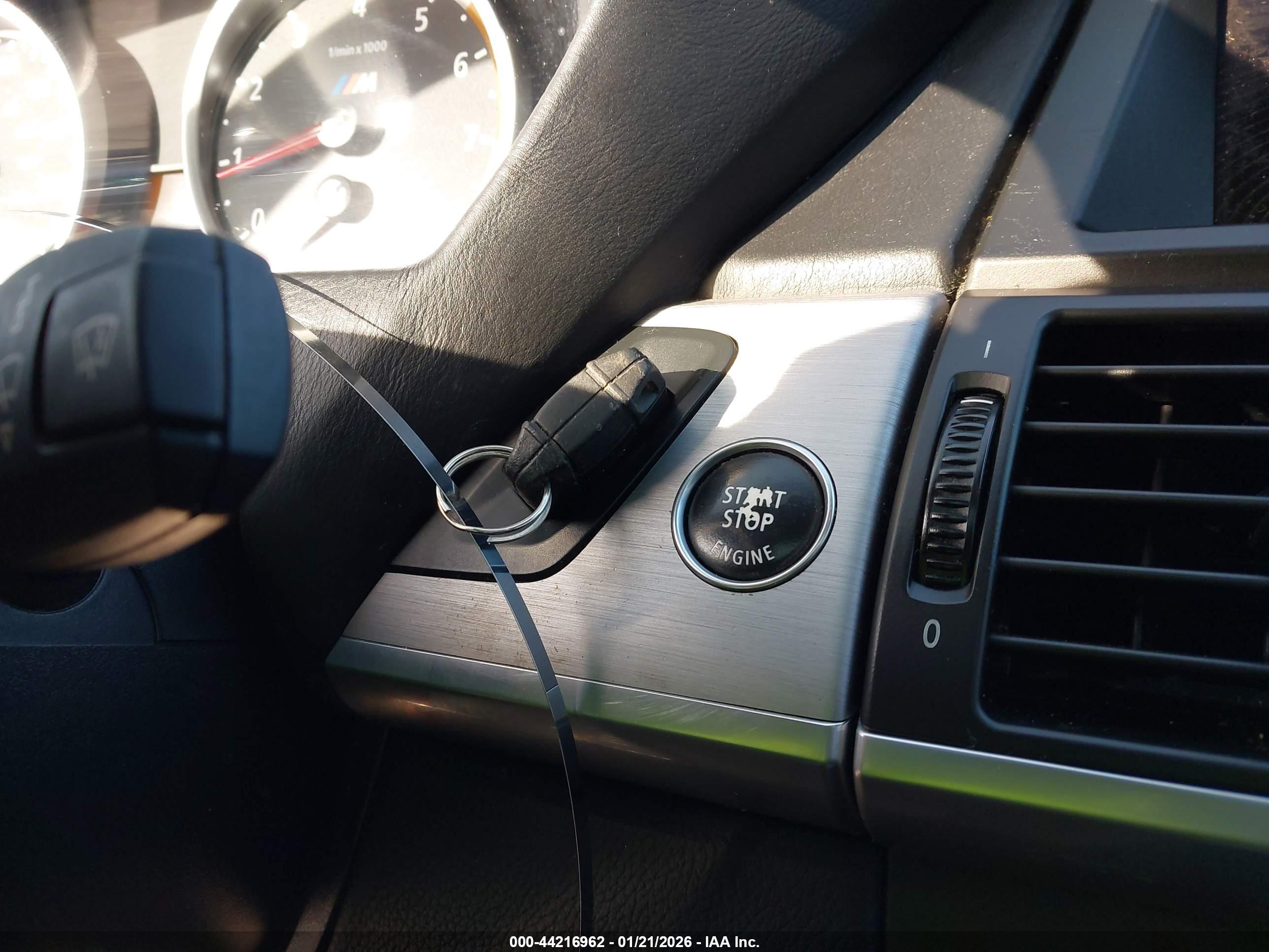 BMW X6 image 11