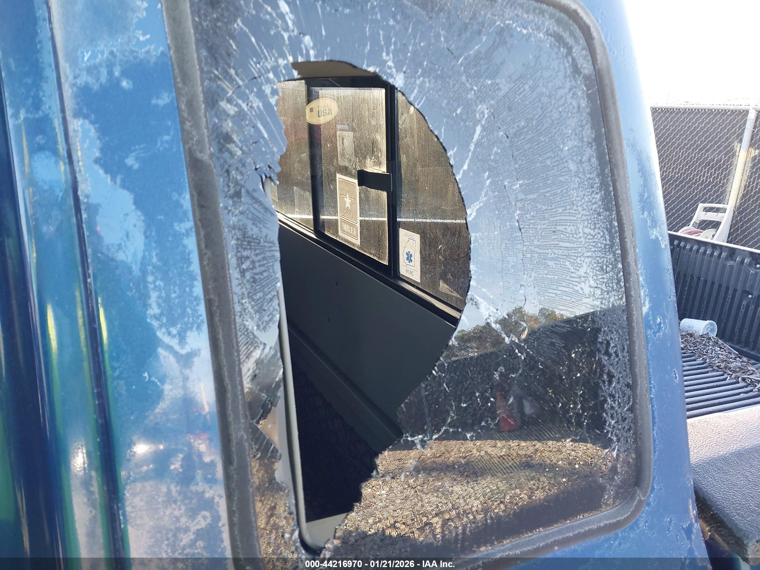 FORD RANGER image 6