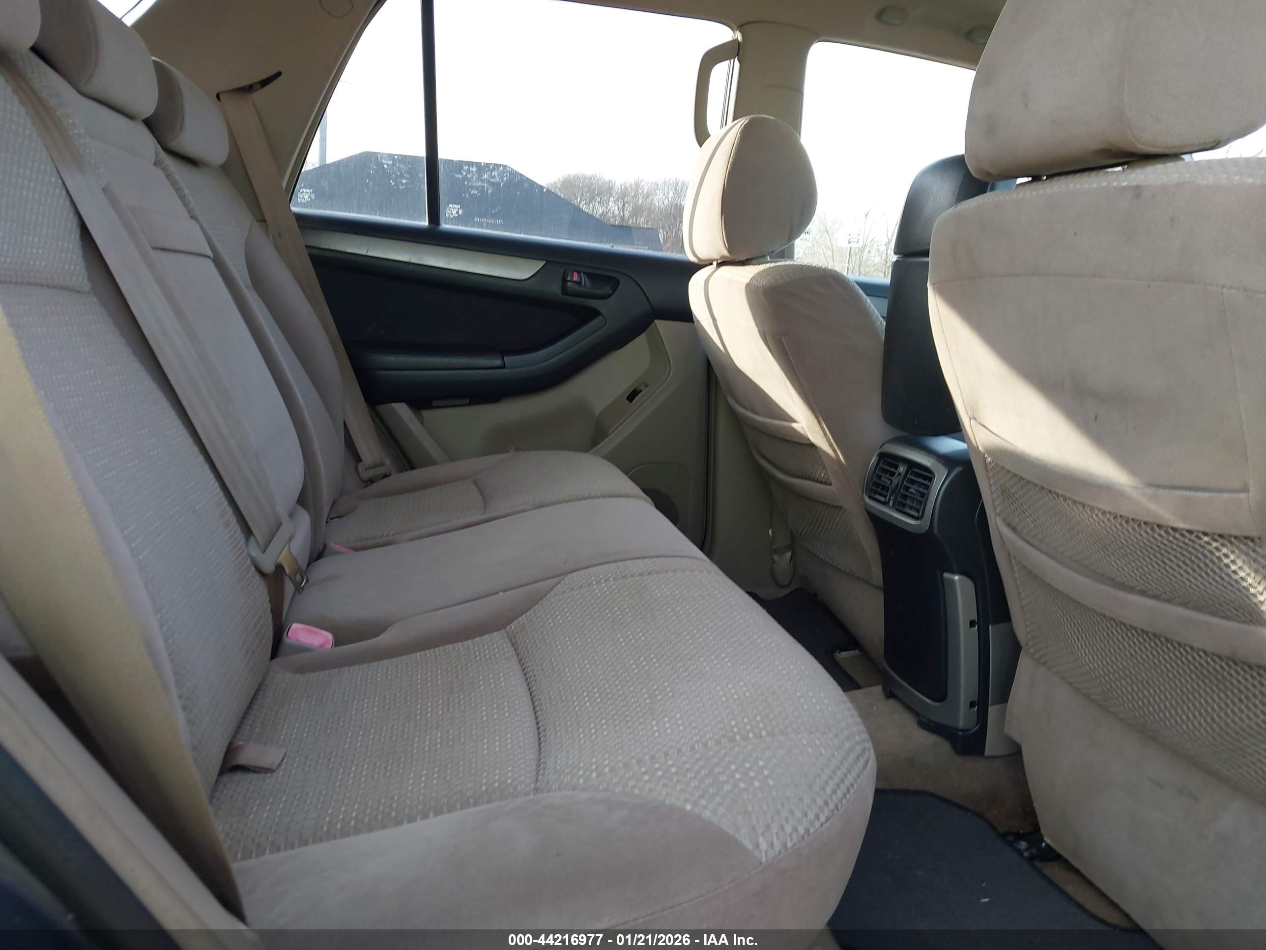 TOYOTA 4RUNNER image 8