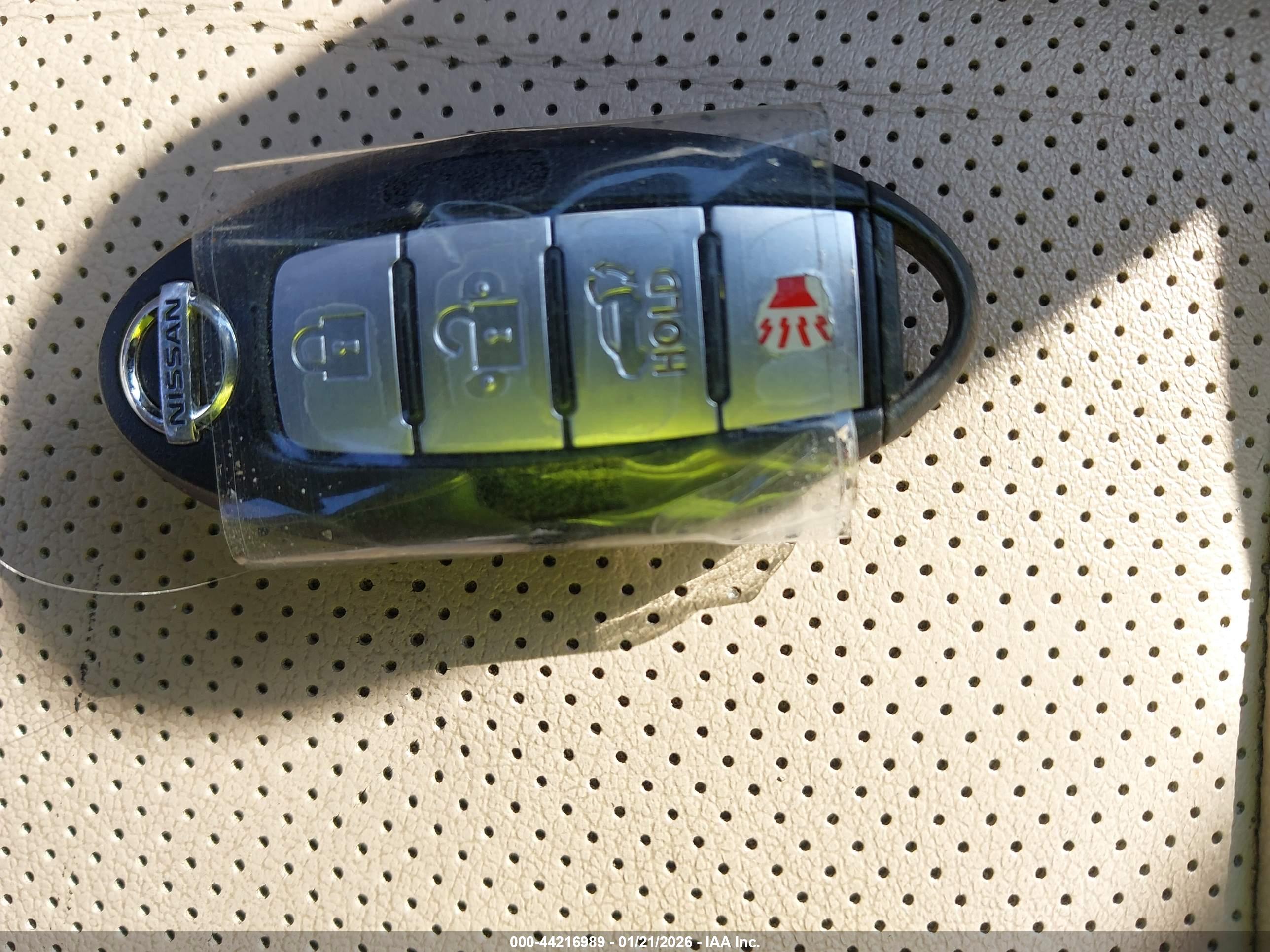 NISSAN ROGUE image 11