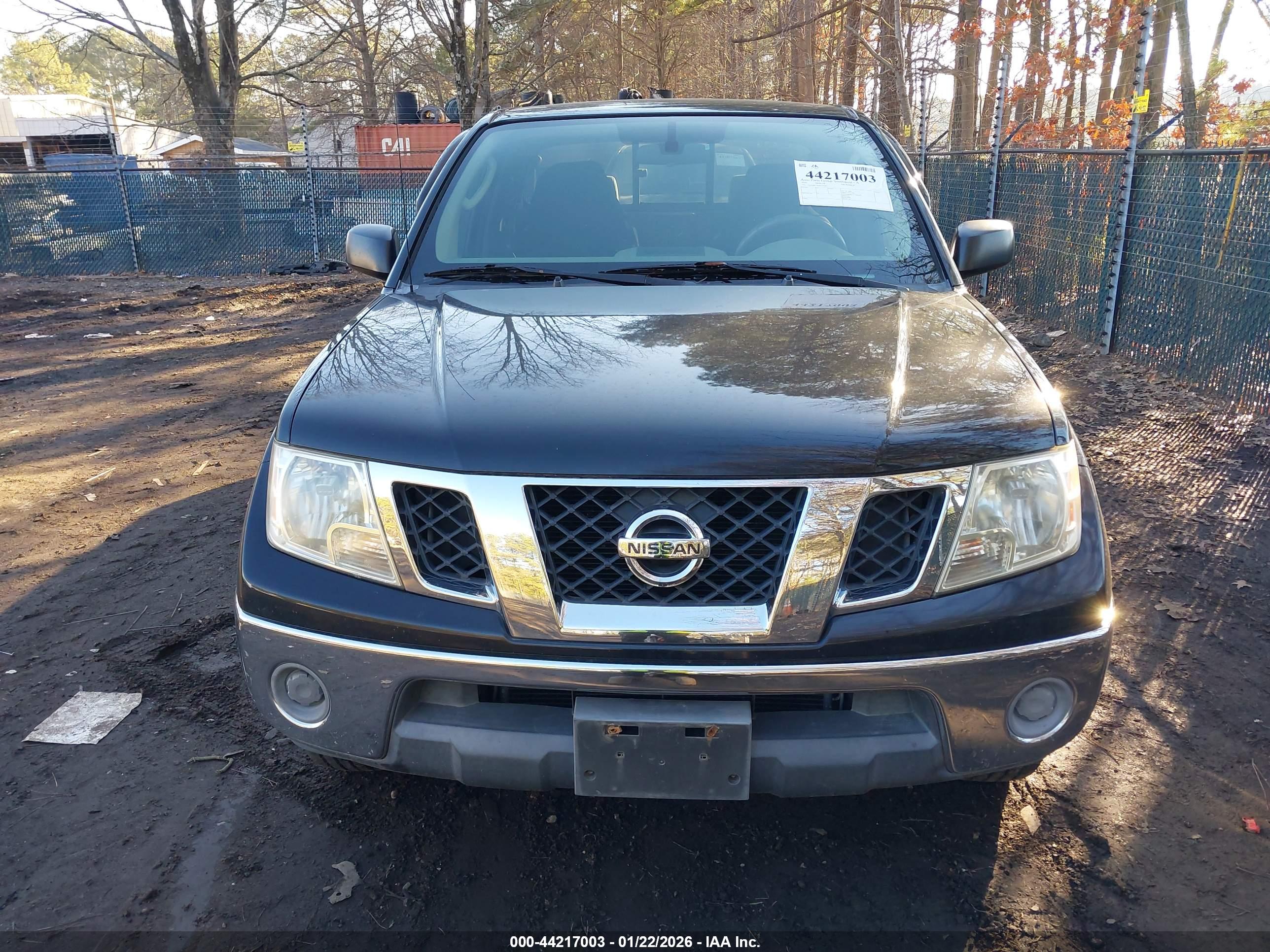 NISSAN FRONTIER image 6
