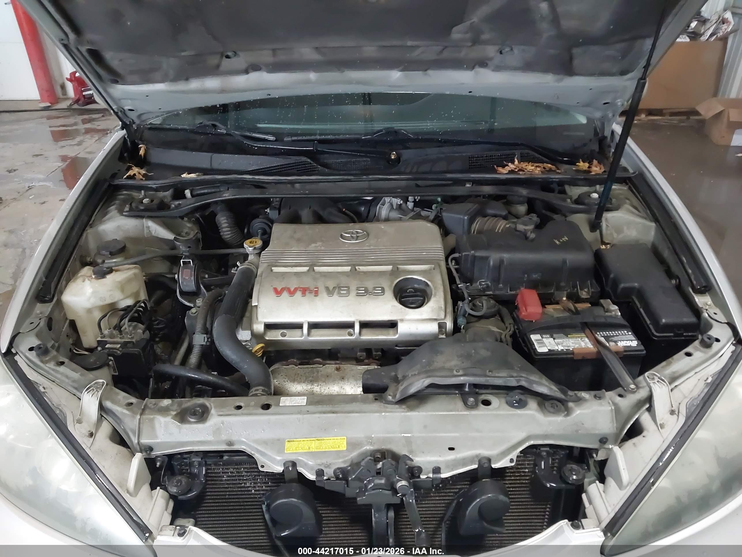 TOYOTA CAMRY image 10