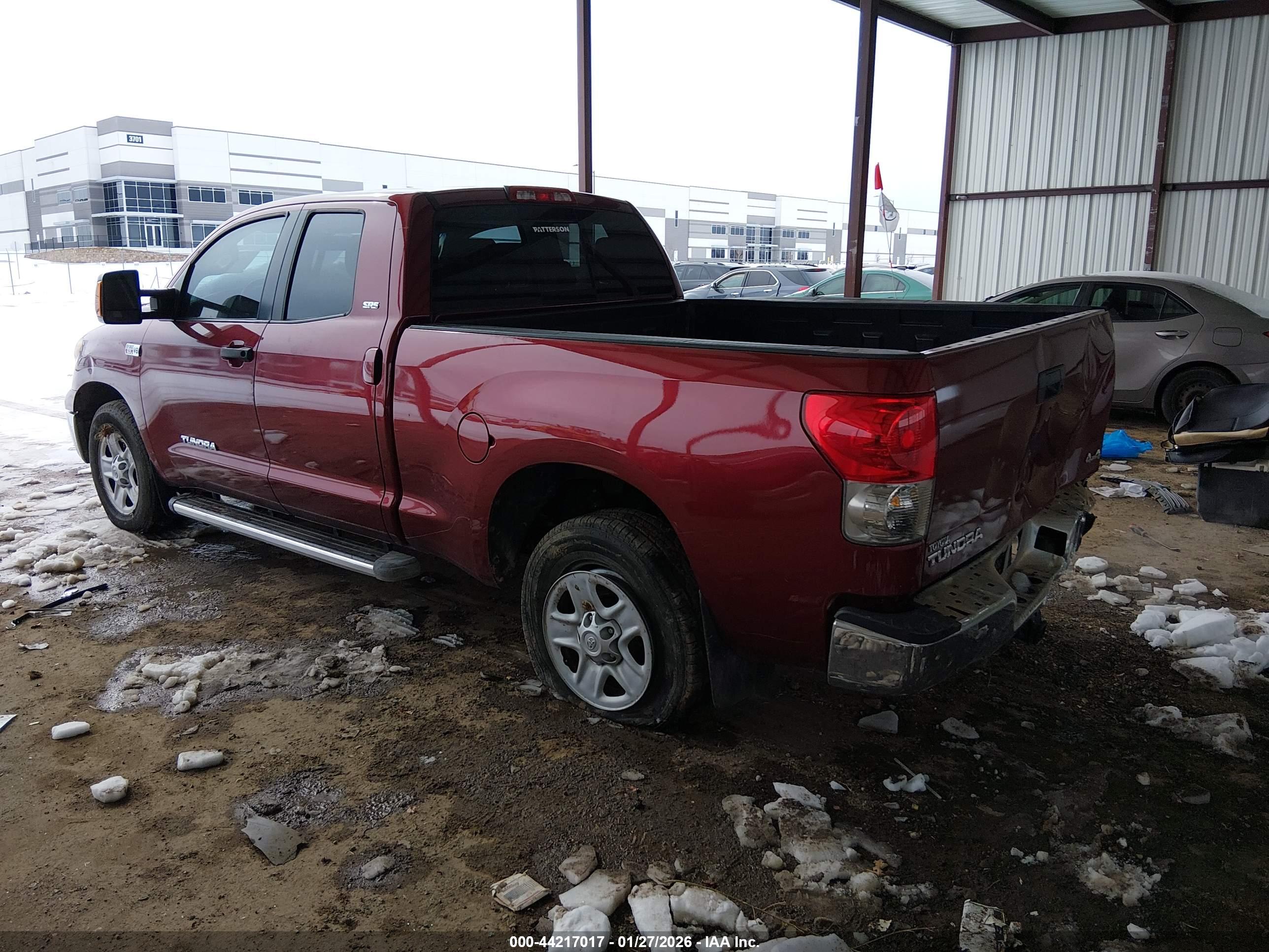 TOYOTA TUNDRA image 3