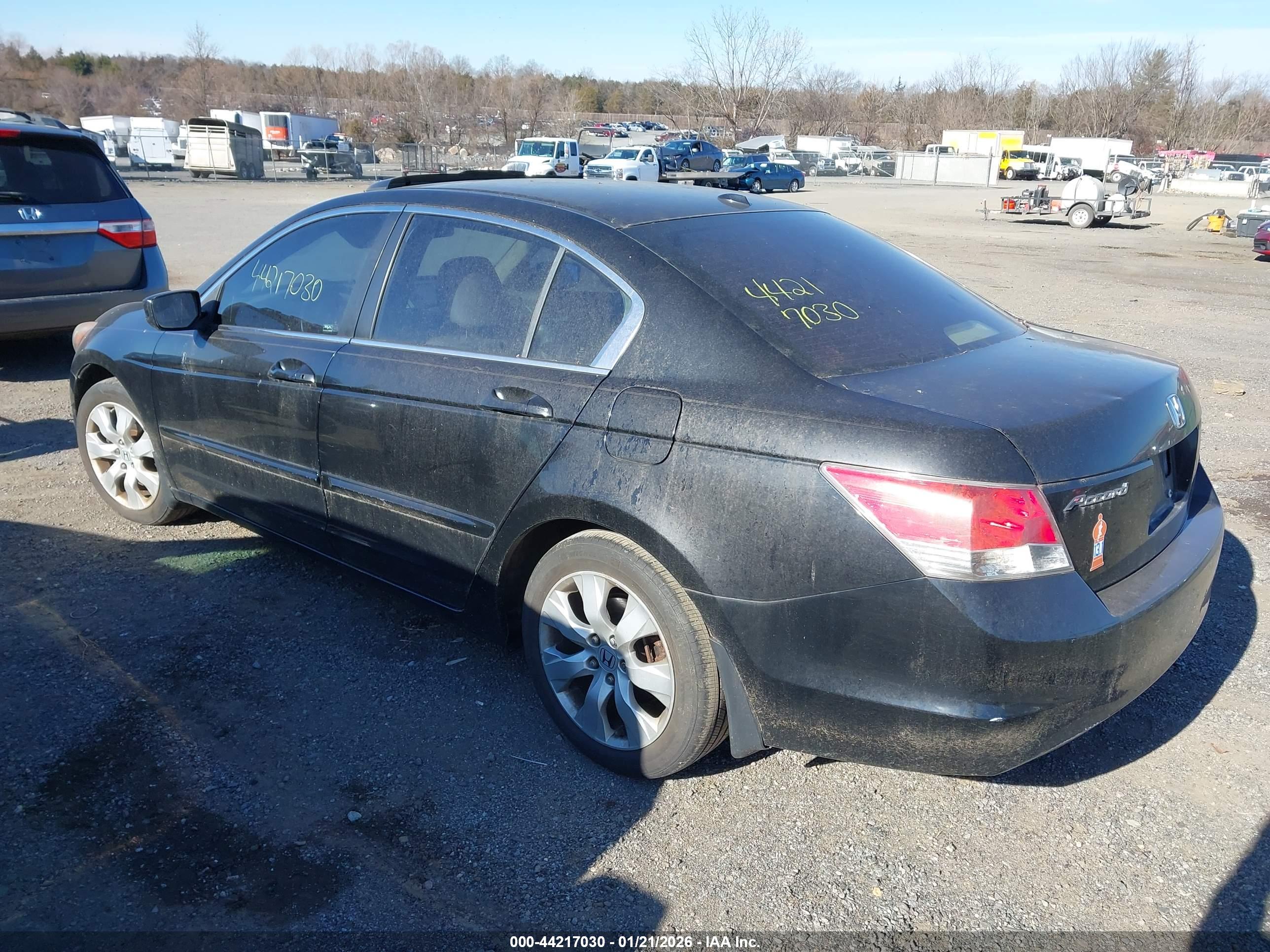 HONDA ACCORD image 3