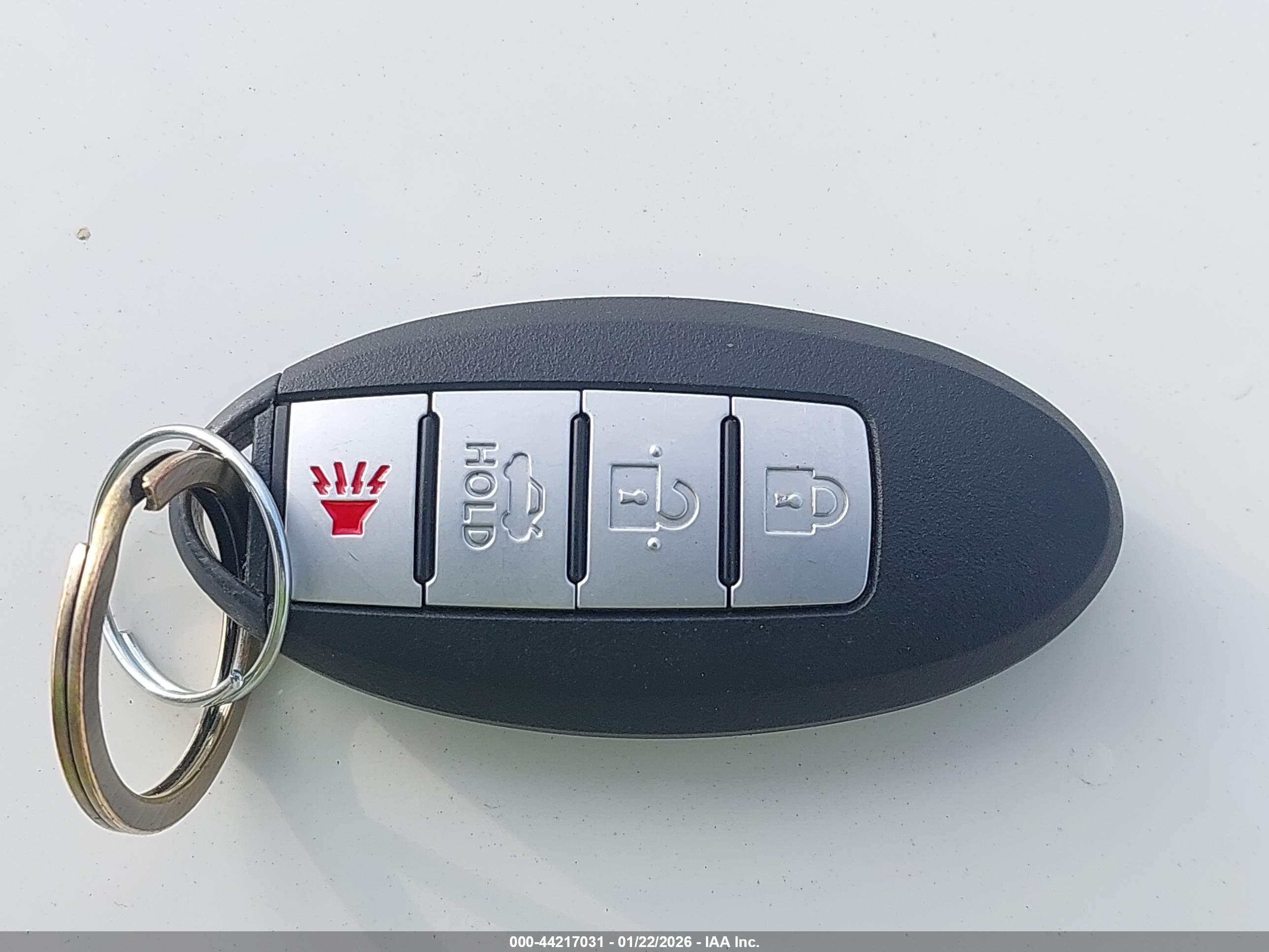 NISSAN ROGUE image 11