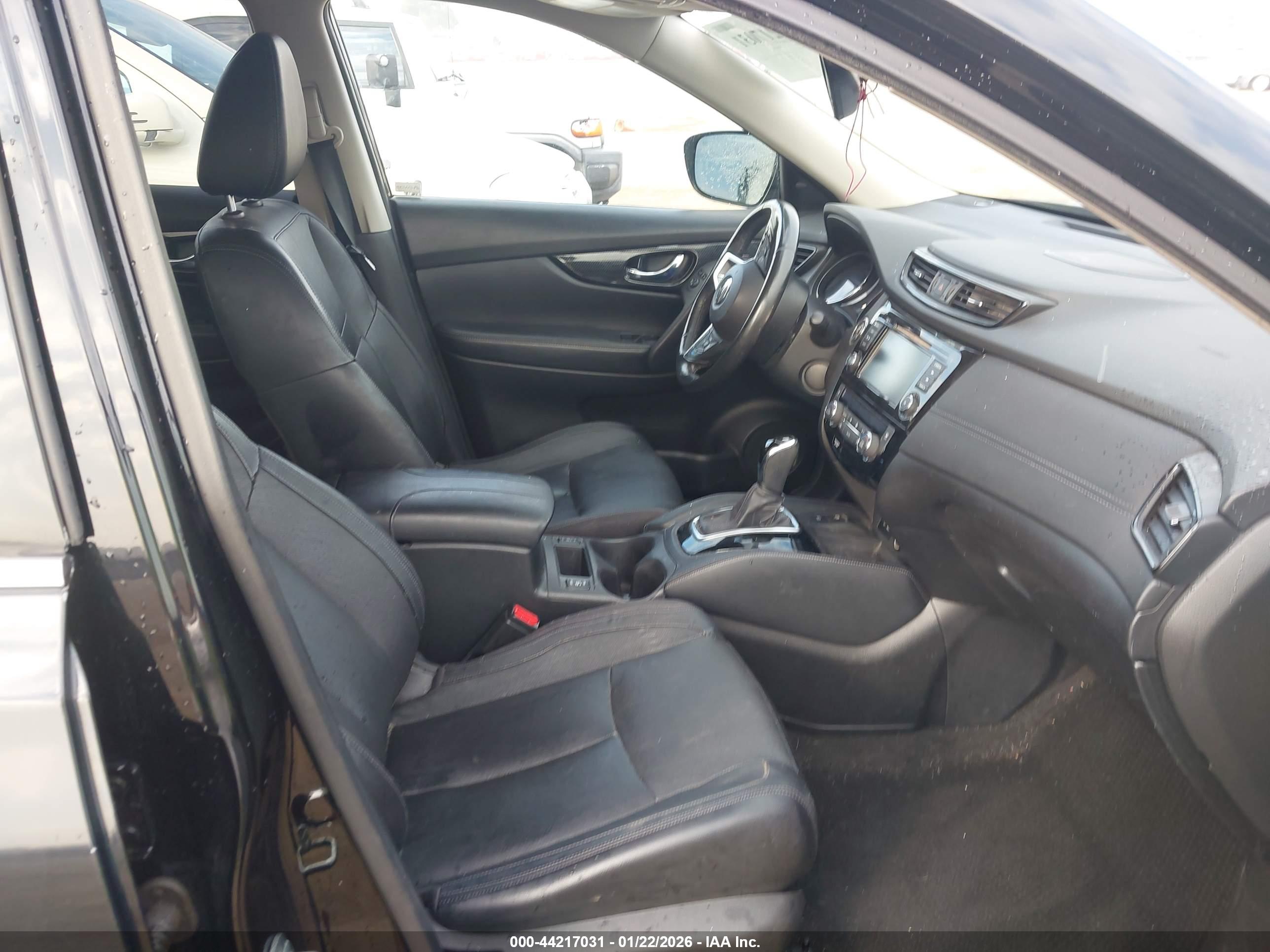 NISSAN ROGUE image 5
