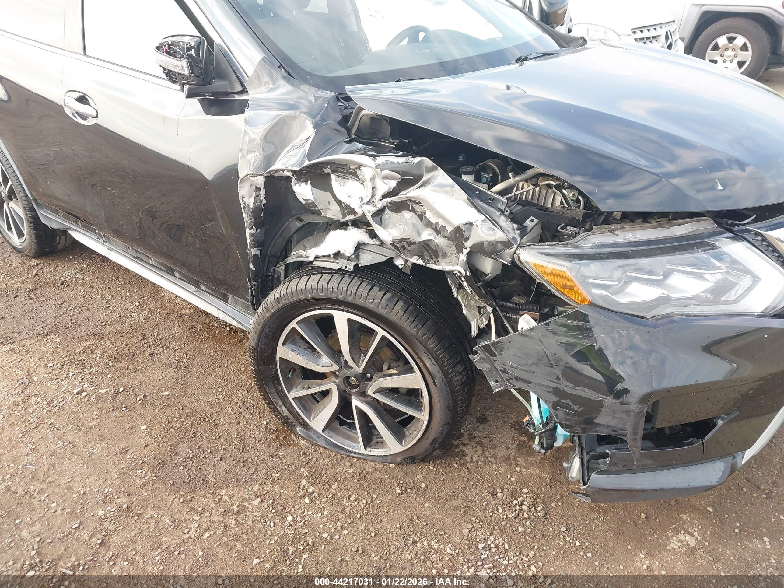 NISSAN ROGUE image 6
