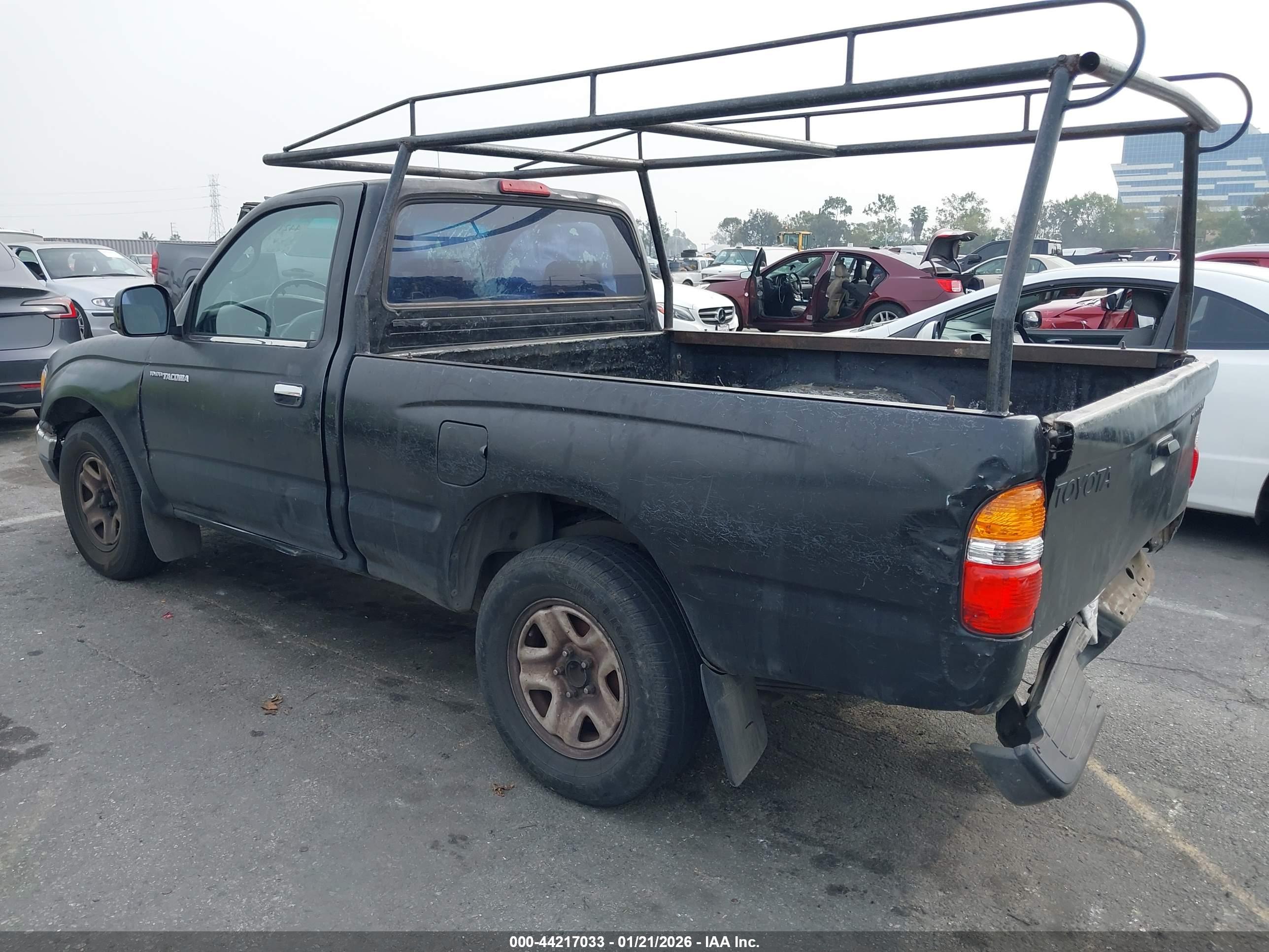 TOYOTA TACOMA image 3