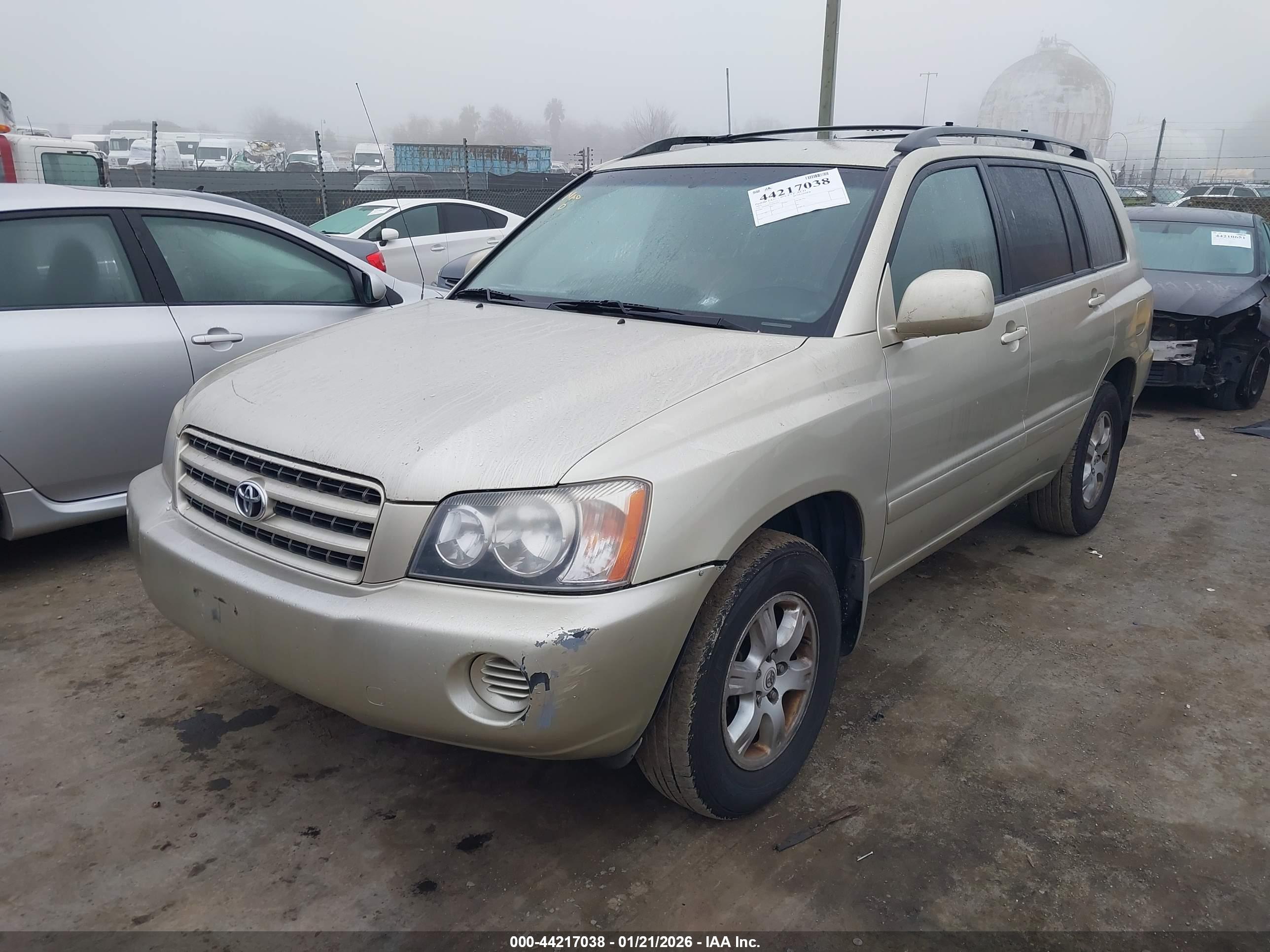 TOYOTA HIGHLANDER image 2