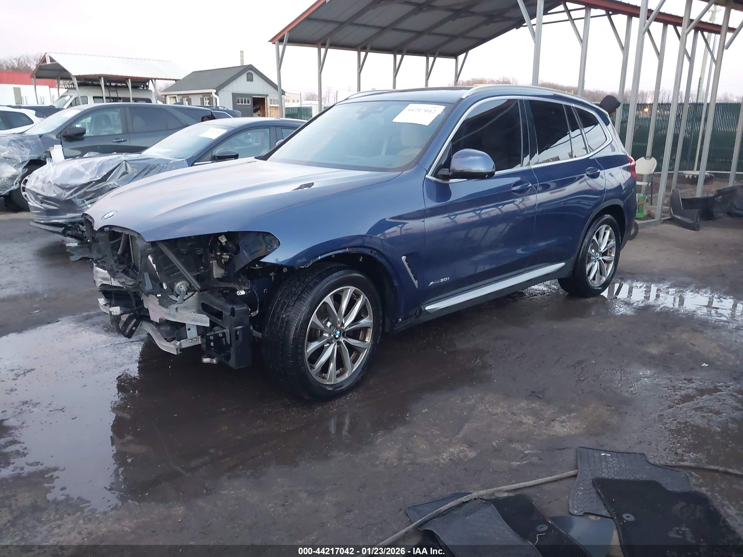 BMW X3 image 2