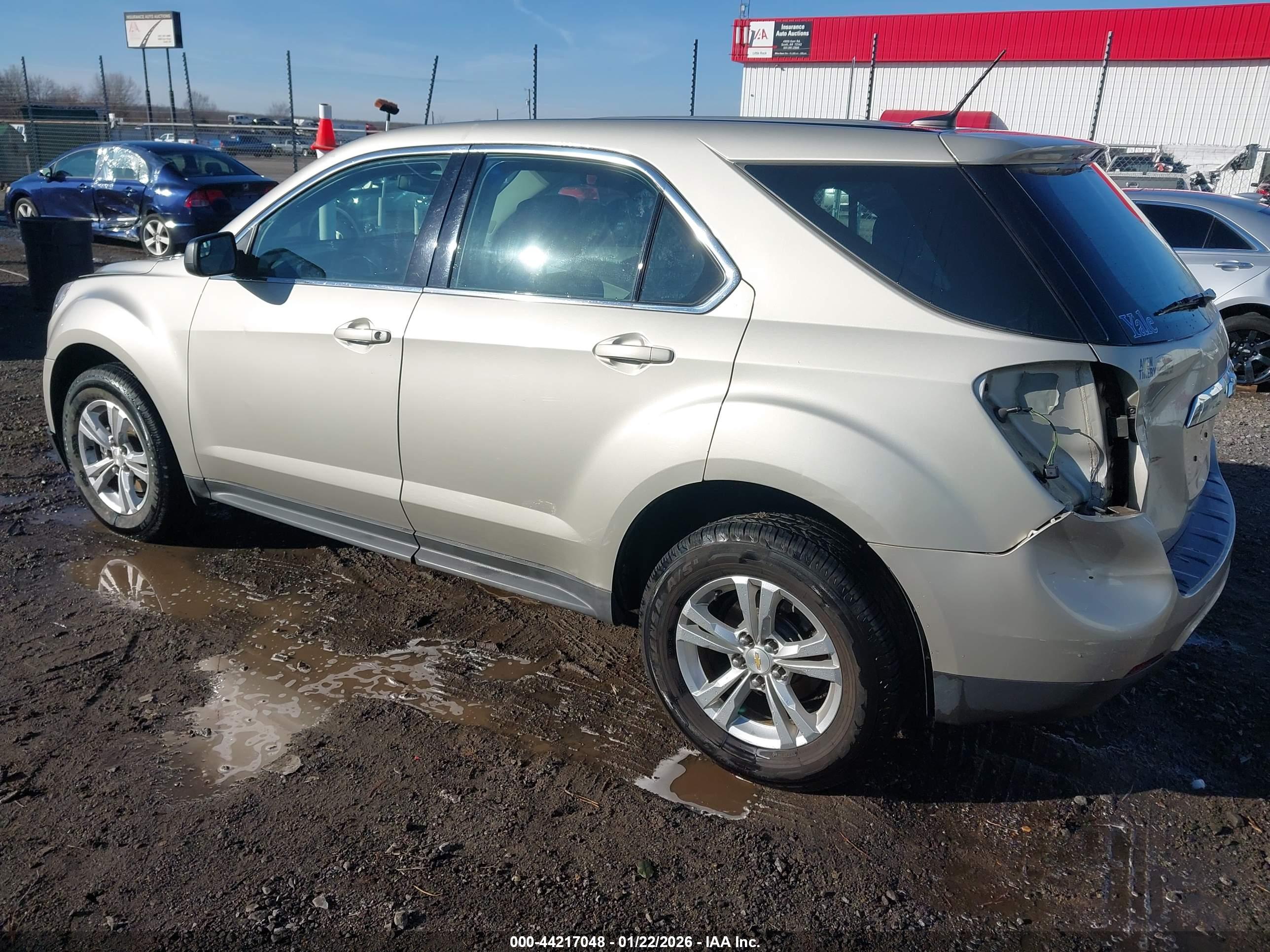 CHEVROLET EQUINOX image 3