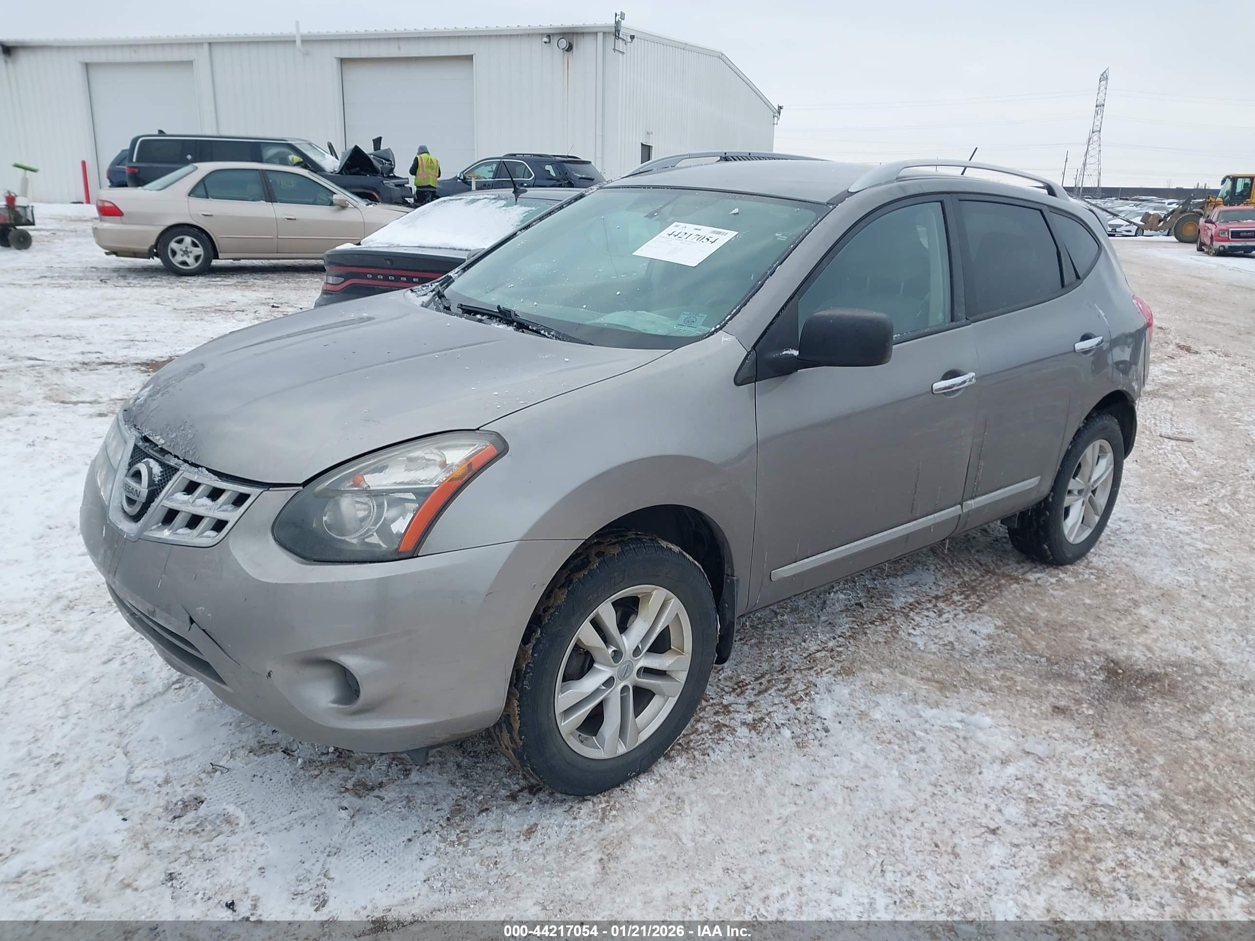 NISSAN ROGUE image 2