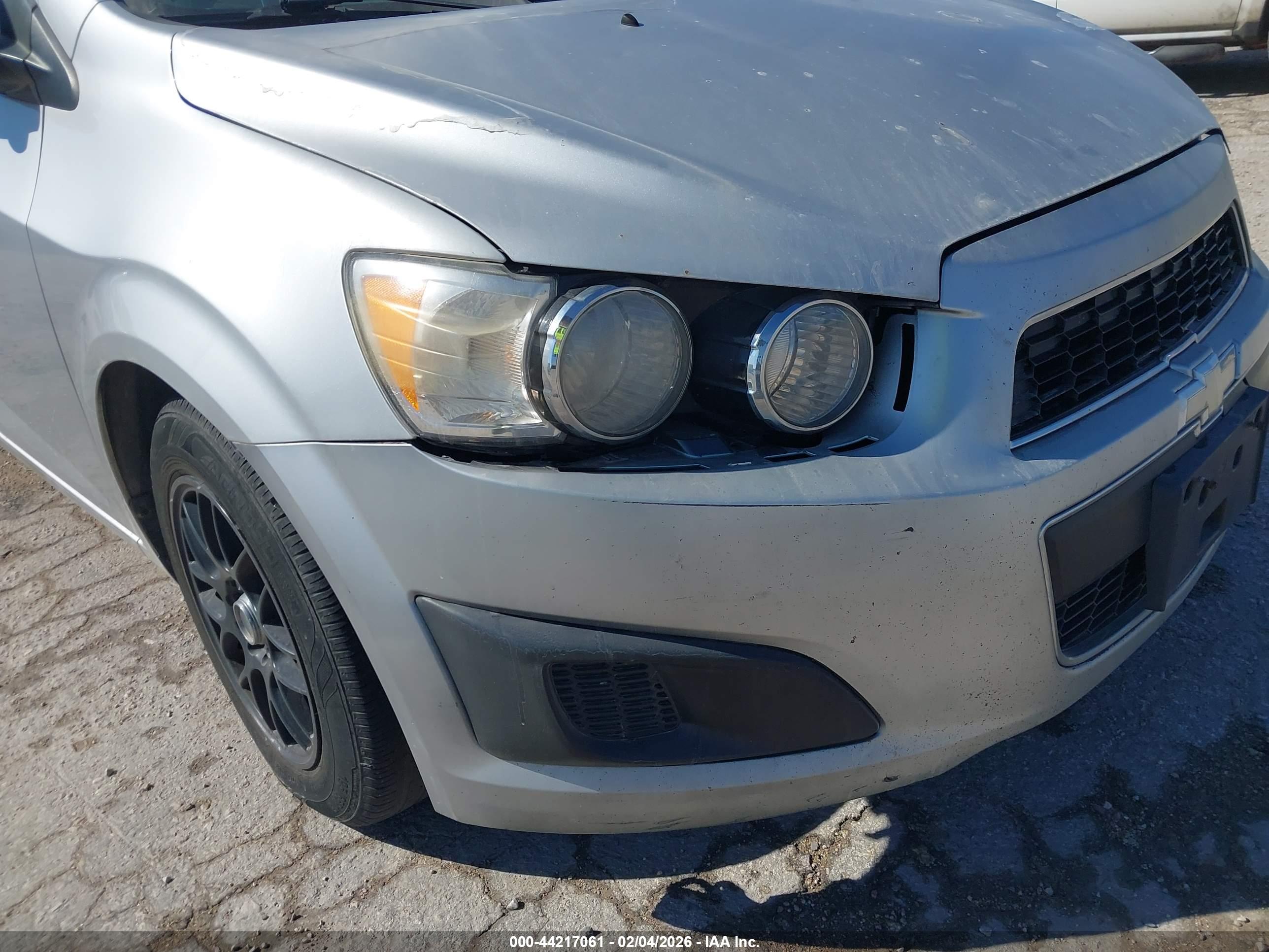CHEVROLET SONIC image 6