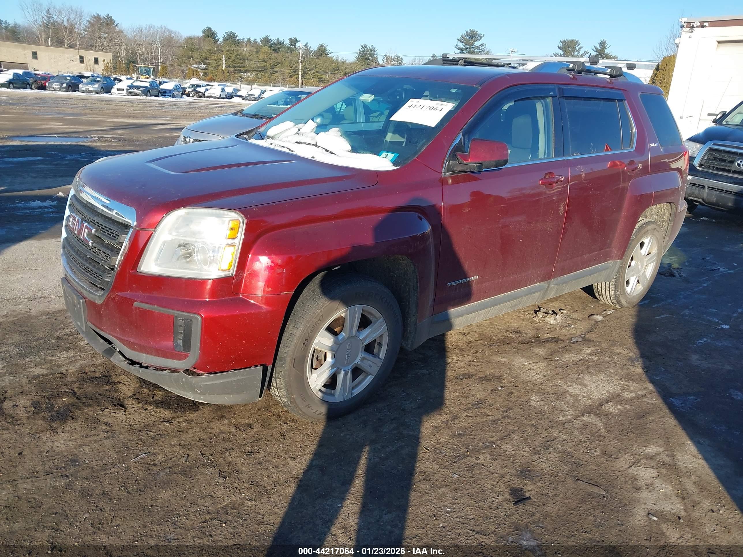 GMC TERRAIN image 2