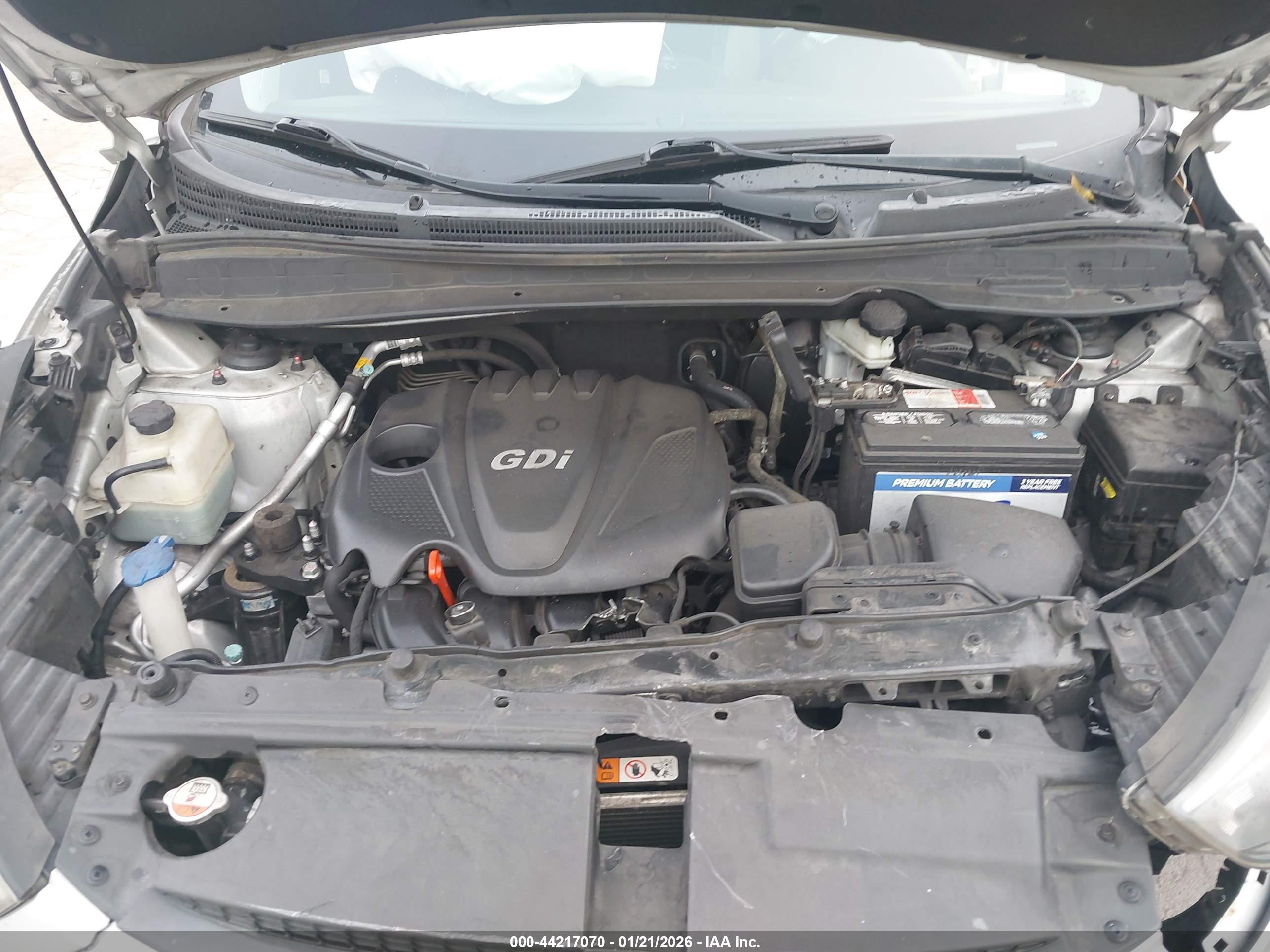 HYUNDAI TUCSON image 10