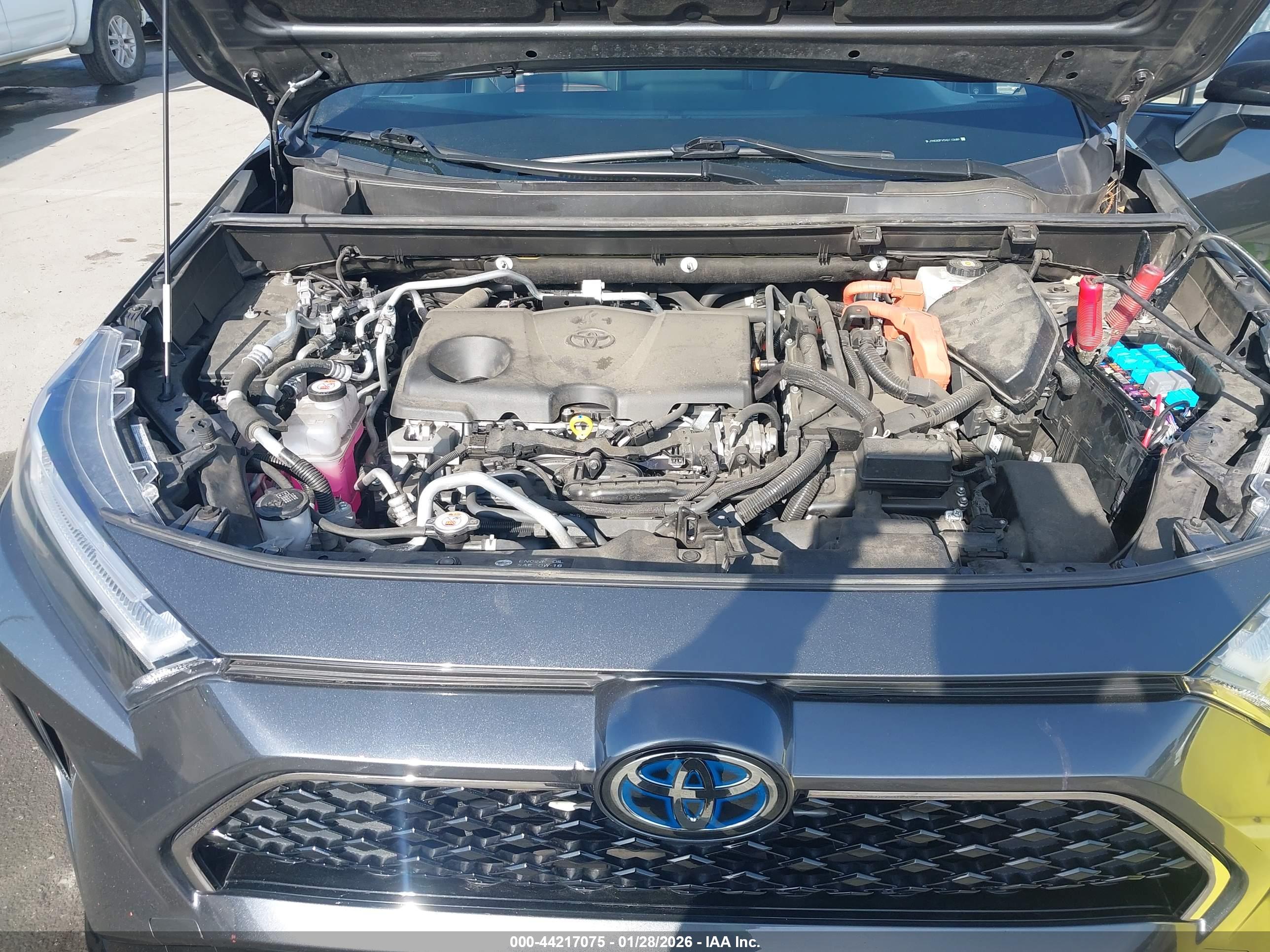 TOYOTA RAV4 image 10