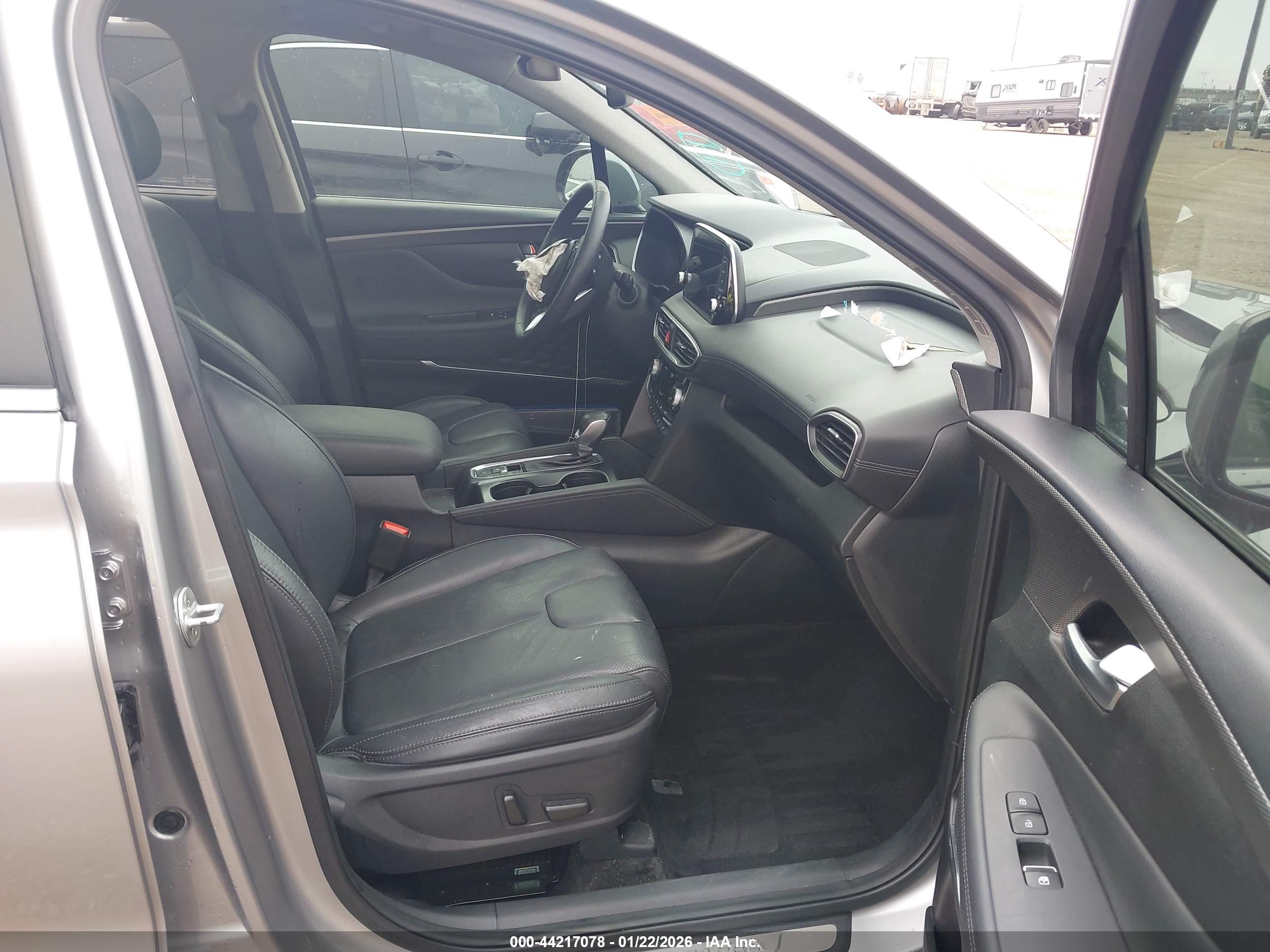 HYUNDAI SANTA image 5