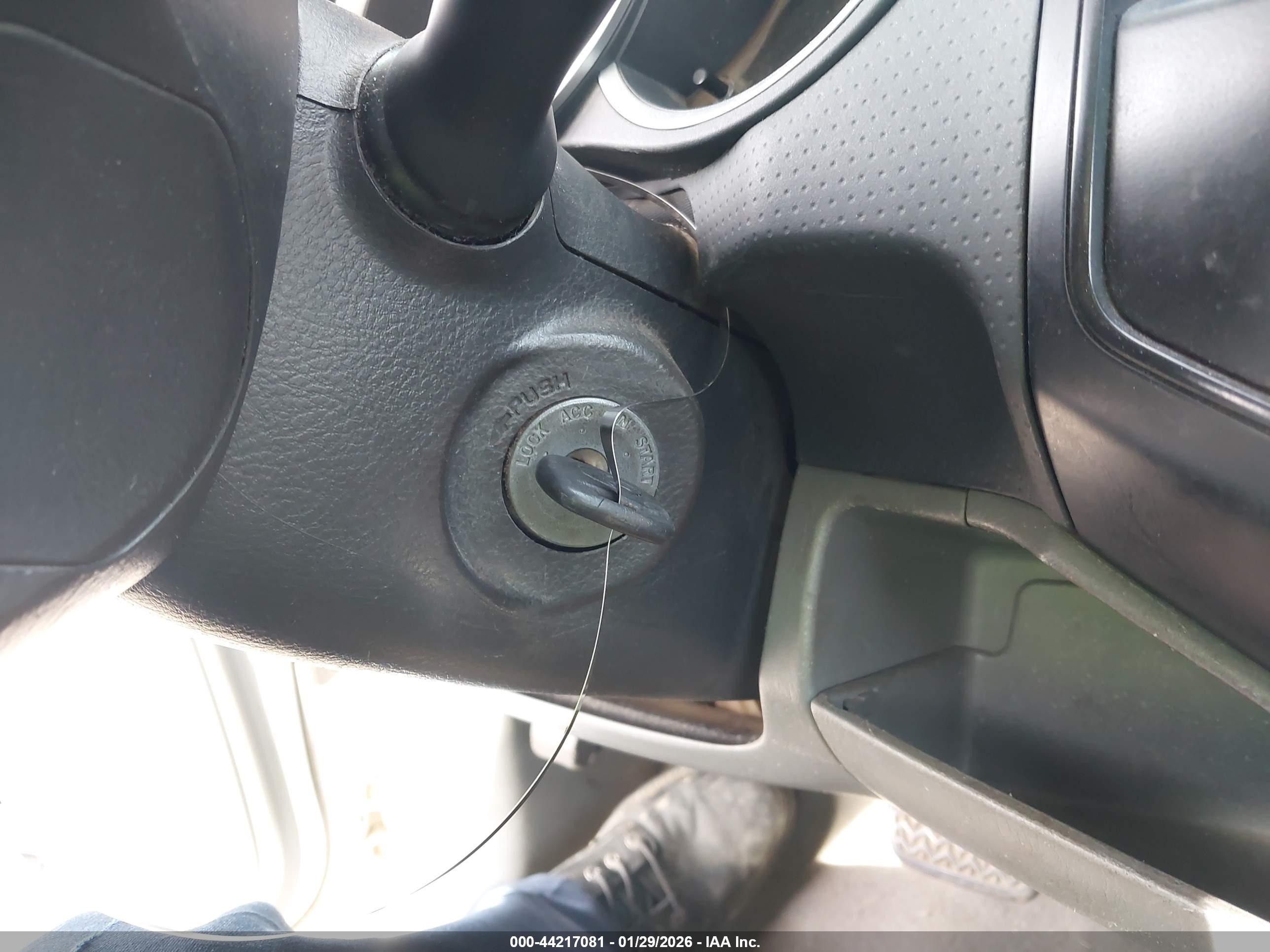 TOYOTA TACOMA image 11
